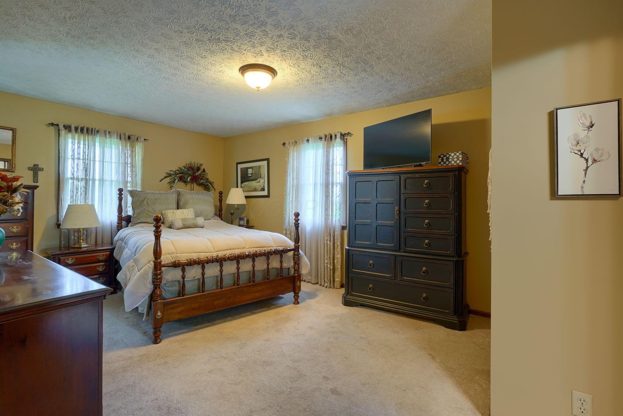 Circleville, Ohio, 43113, United States, 3 Bedrooms Bedrooms, ,3 BathroomsBathrooms,Residential,For Sale,1892160