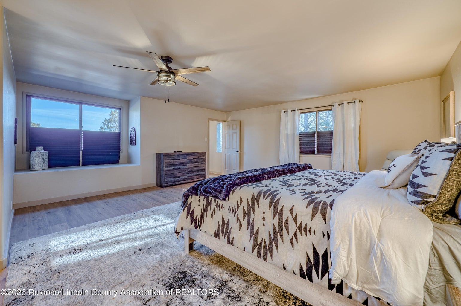 Ruidoso, New Mexico, 88345, United States, 4 Bedrooms Bedrooms, ,3 BathroomsBathrooms,Residential,For Sale,2008088