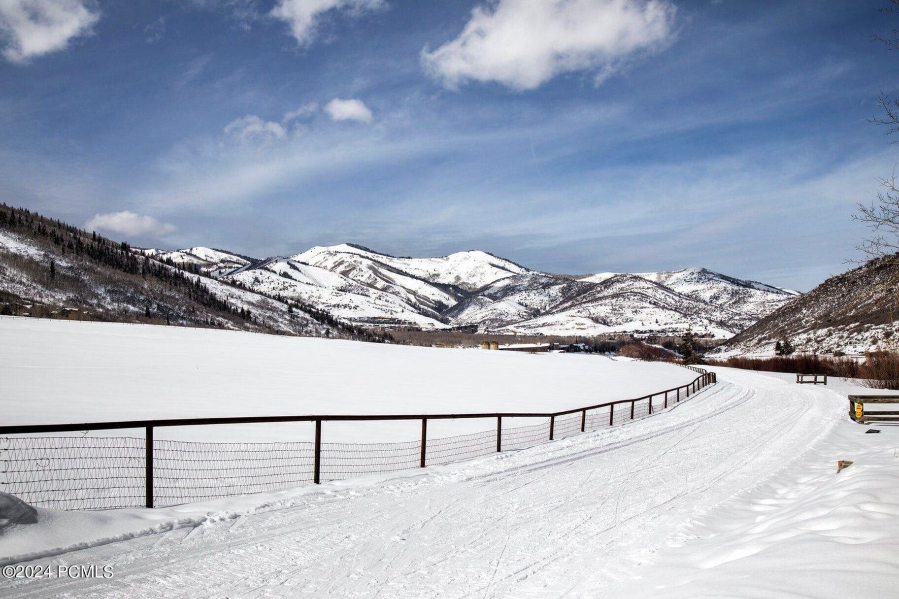  Spacious Six-Bedroom Home with Views in Park City Proper - 物件實景