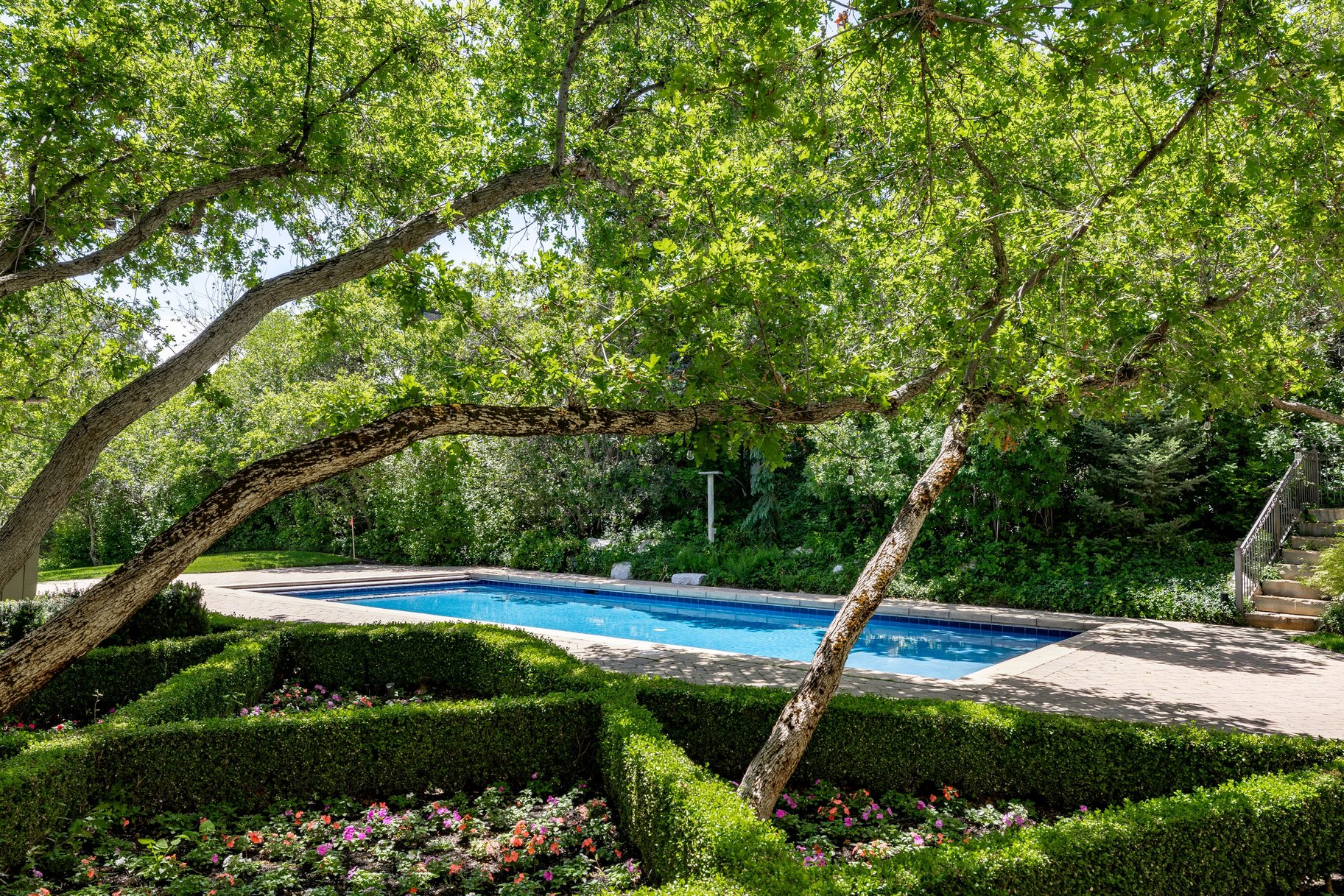  Private Gated Cottonwood Heights Retreat With Seasonal Stream & Mountain views - 物件實景