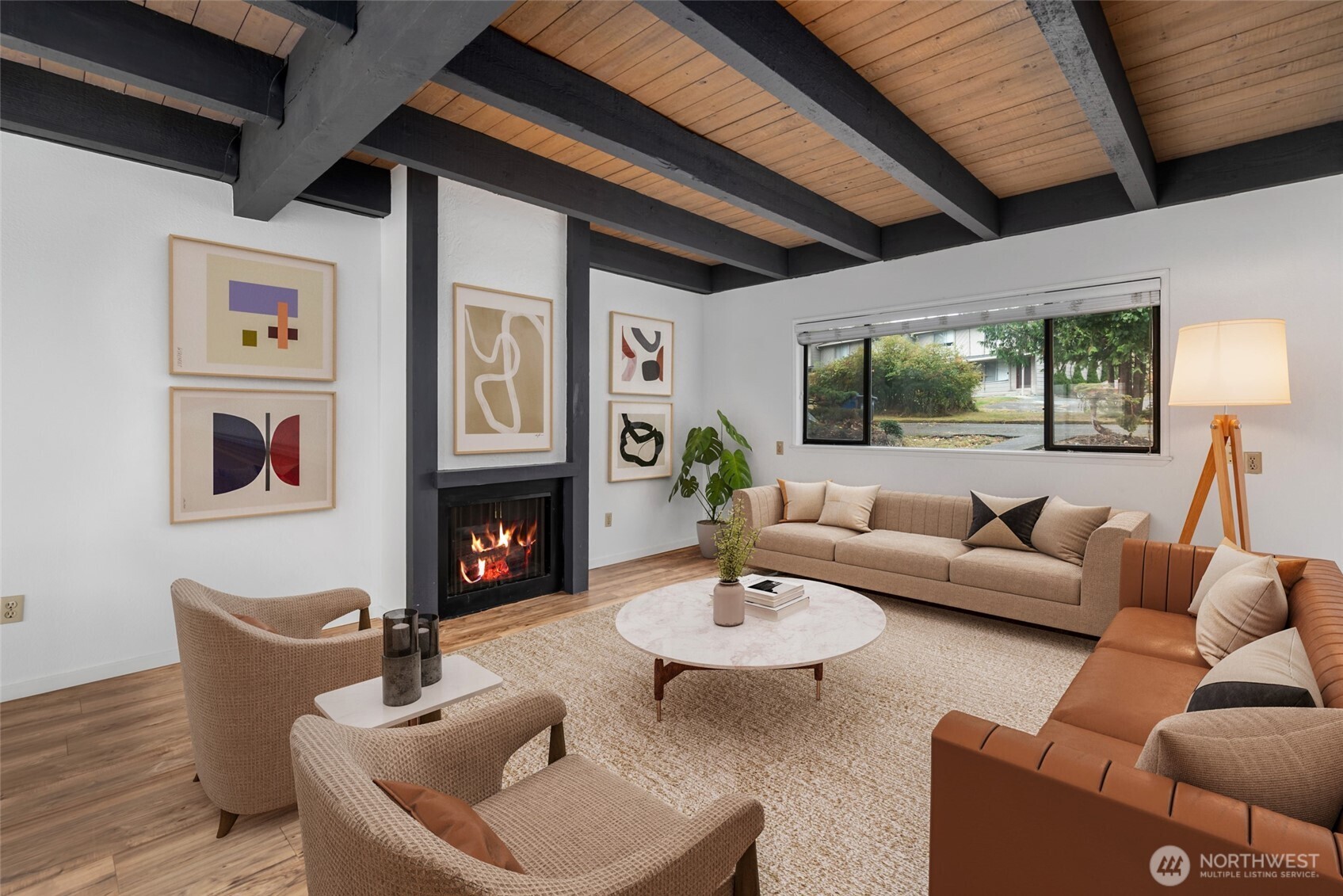 Harrier Cir, Oak Harbor, WA 98277