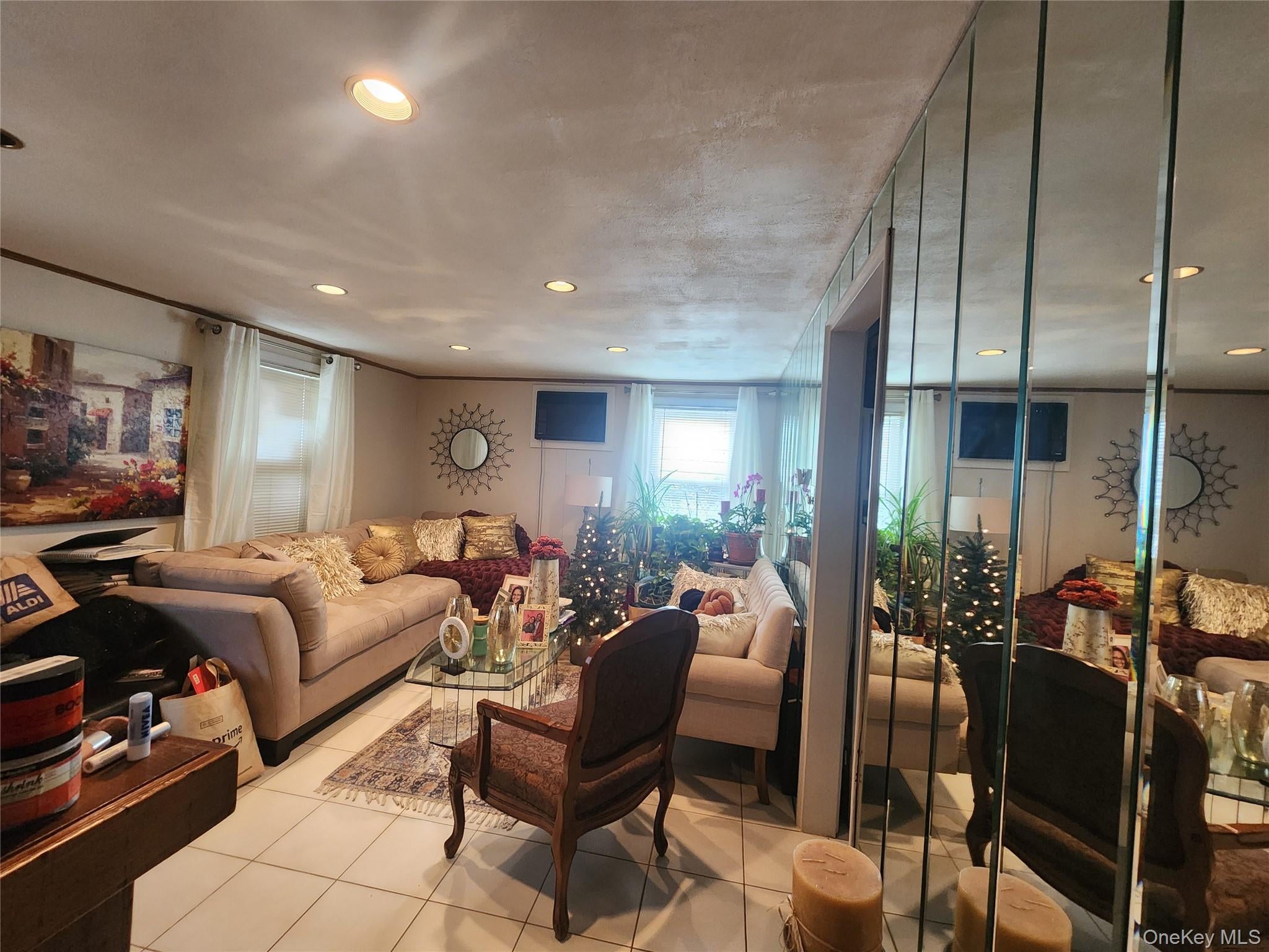 West Haverstraw, New York, 10993, United States, 4 Bedrooms Bedrooms, ,2 BathroomsBathrooms,Residential,For Sale,1979591