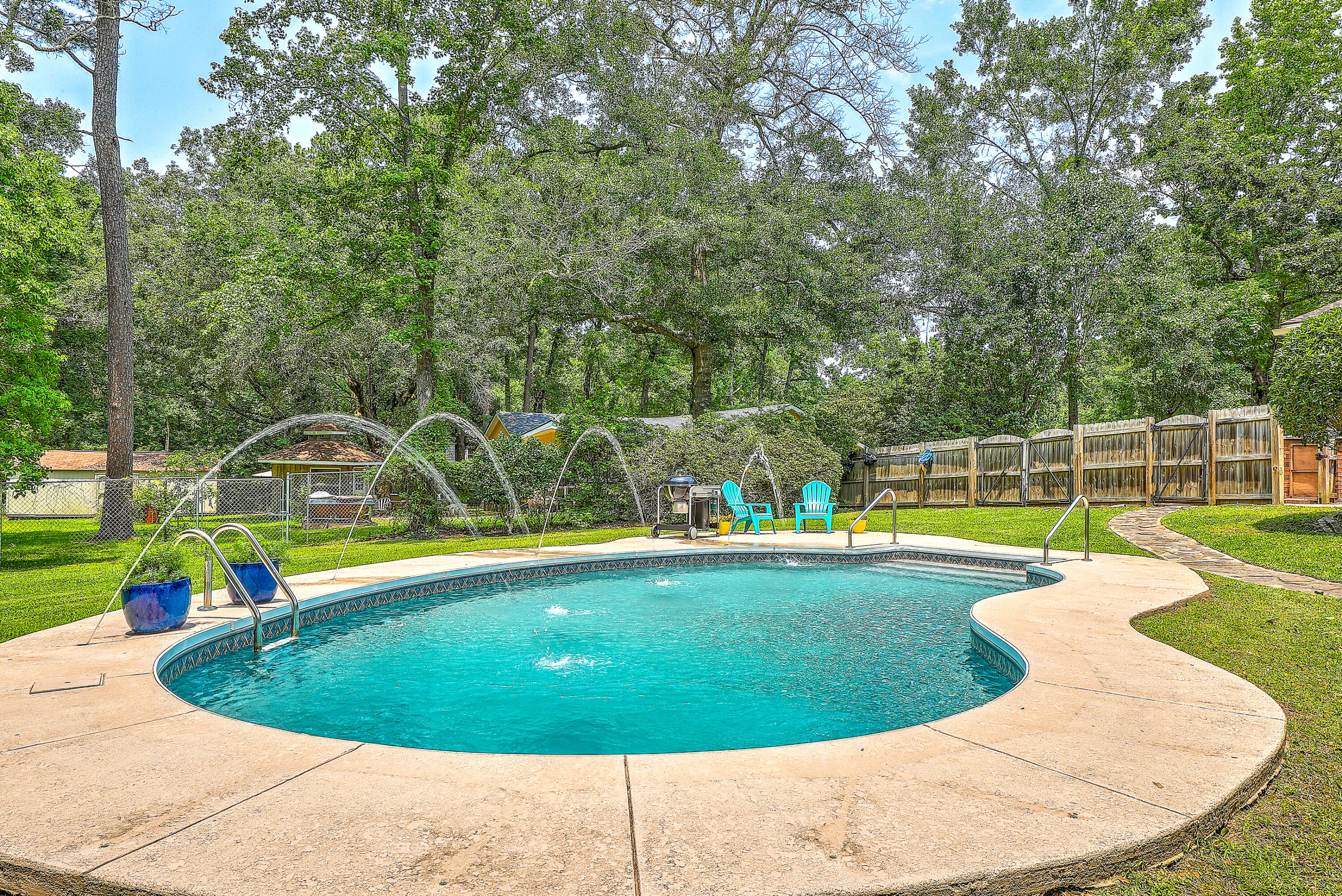 Summerville, South Carolina, 29485, United States, 4 Bedrooms Bedrooms, ,3 BathroomsBathrooms,Residential,For Sale,1922854