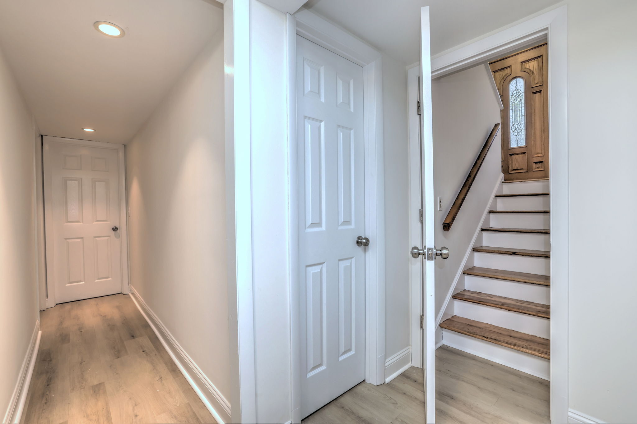 Newtown, Connecticut, 06482, United States, 4 Bedrooms Bedrooms, ,2 BathroomsBathrooms,Residential,For Sale,1990994