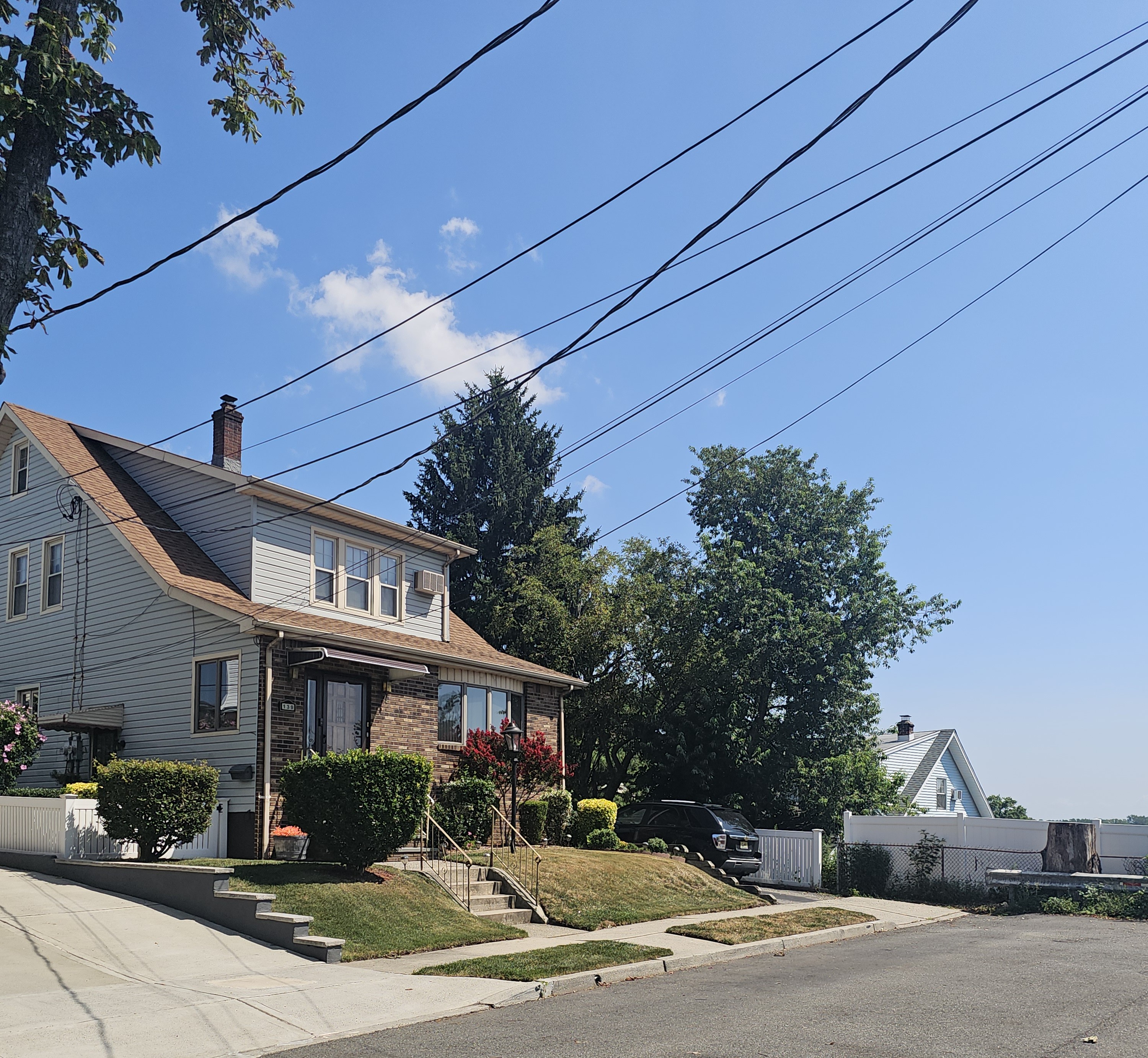 Garfield, New Jersey, 07026, United States, 4 Bedrooms Bedrooms, ,3 BathroomsBathrooms,Residential,For Sale,1945001