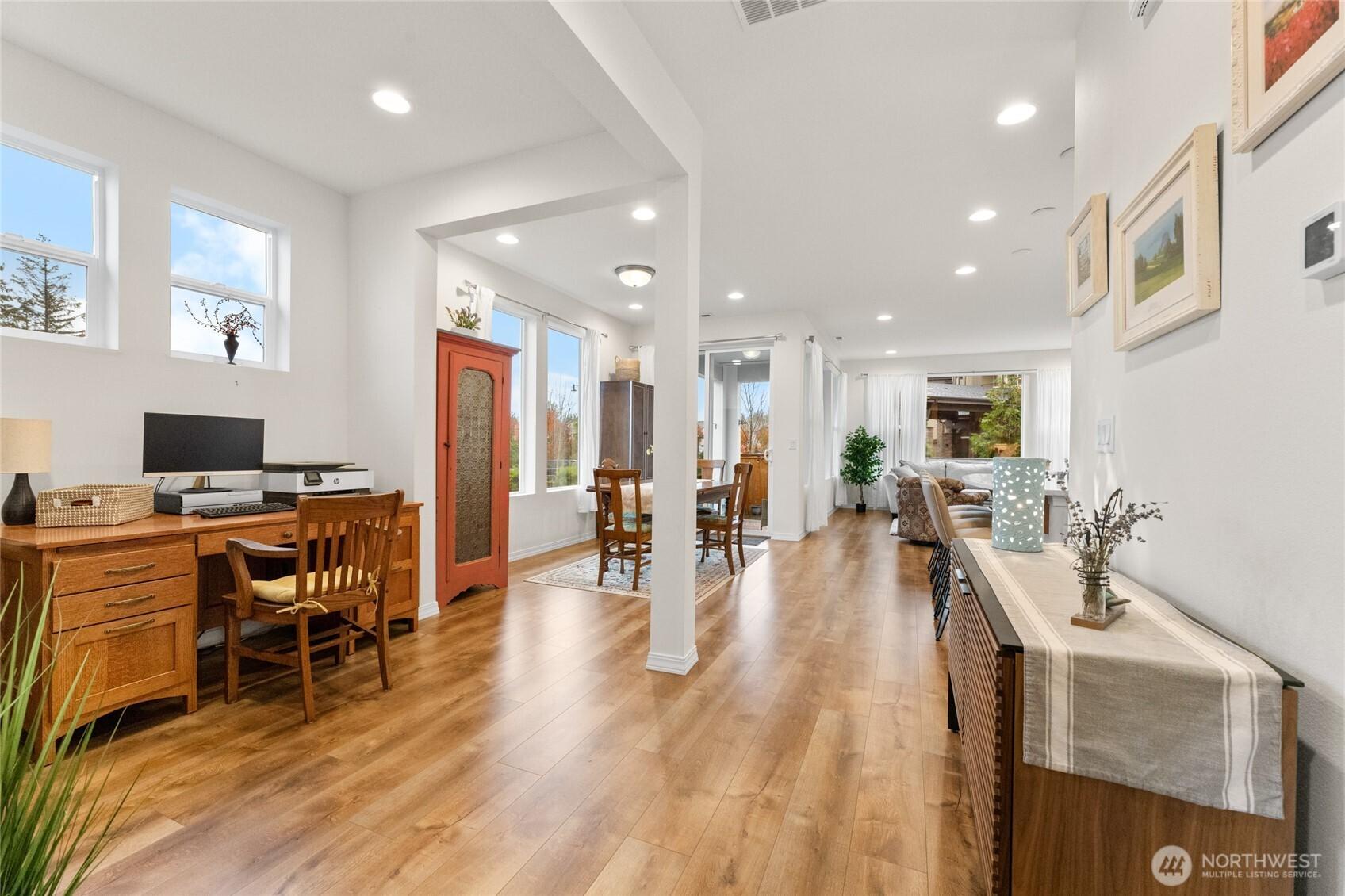 MAPLE VALLEY, Washington, 98038, United States, 2 Bedrooms Bedrooms, ,2 BathroomsBathrooms,Residential,For Sale,1989729