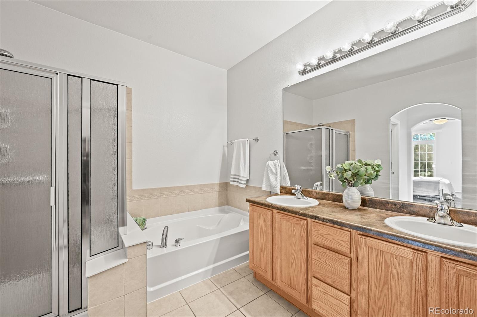 Broomfield, Colorado, 80023, United States, 4 Bedrooms Bedrooms, ,2 BathroomsBathrooms,Residential,For Sale,1959332