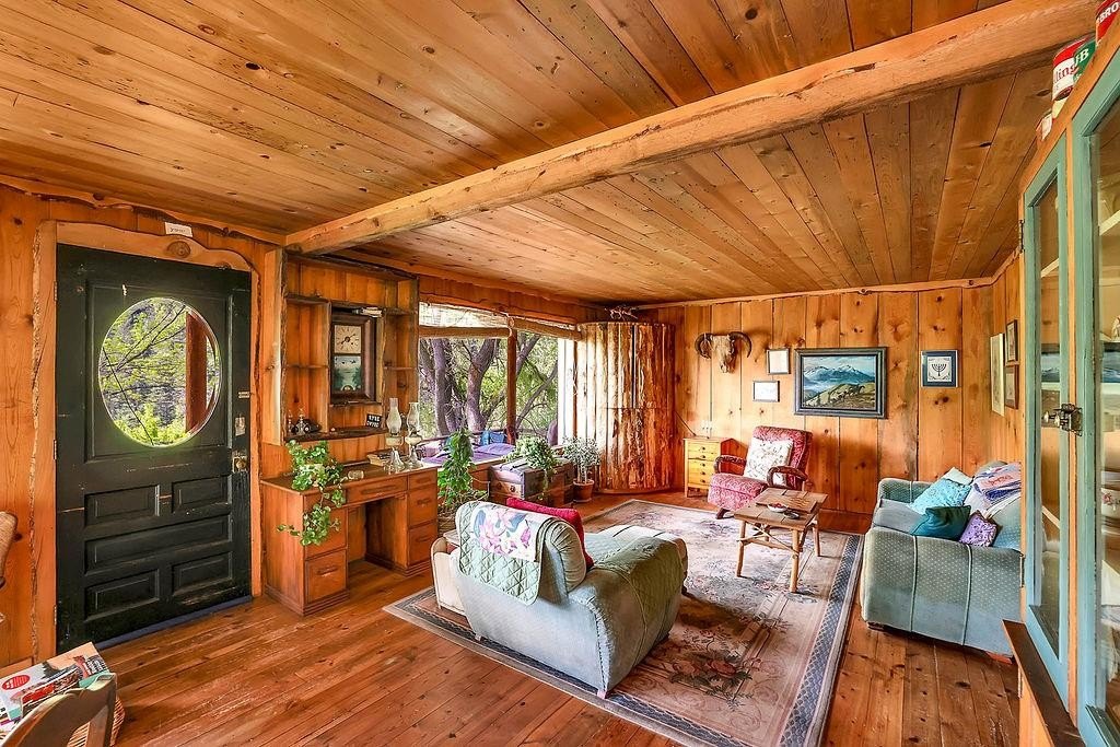 Riggins, Idaho, 83549, United States, 2 Bedrooms Bedrooms, ,1 BathroomBathrooms,Residential,For Sale,1825339