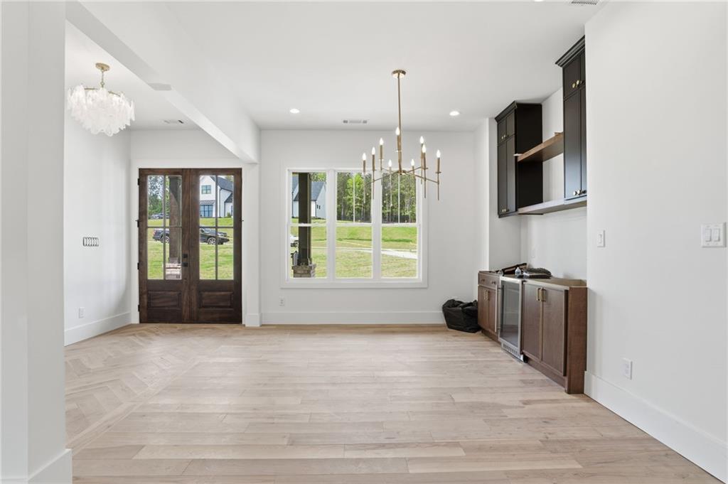 Newnan, Georgia, 30265, United States, 4 Bedrooms Bedrooms, ,5 BathroomsBathrooms,Residential,For Sale,2048163