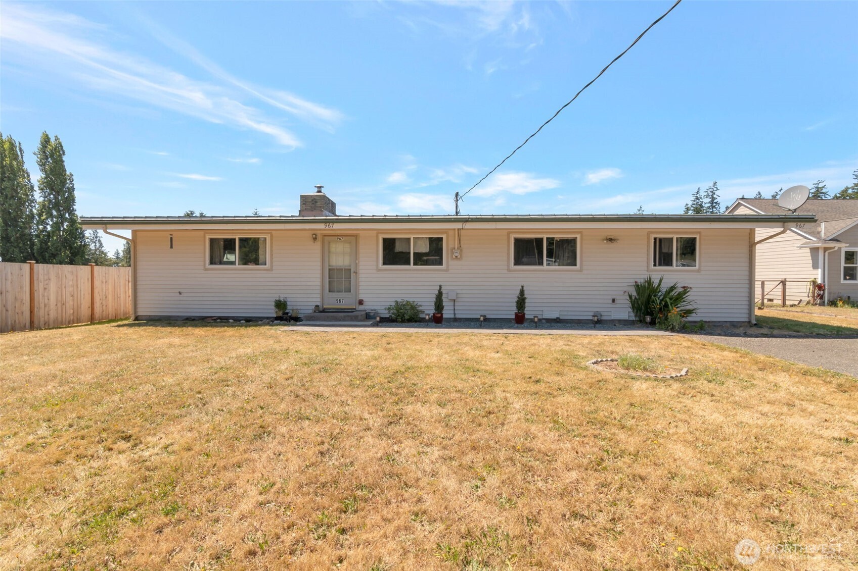 Oak Harbor, Washington, 98277, United States, 4 Bedrooms Bedrooms, ,1 BathroomBathrooms,Residential,For Sale,1931511