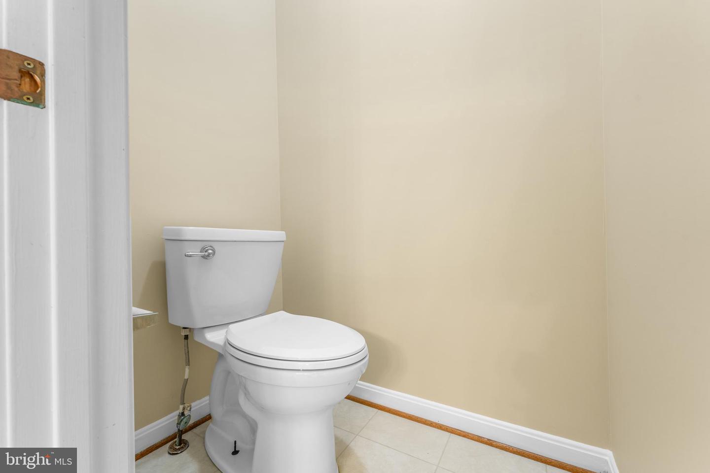 Clinton, Maryland, 20735, United States, 5 Bedrooms Bedrooms, ,5 BathroomsBathrooms,Residential,For Sale,1907711