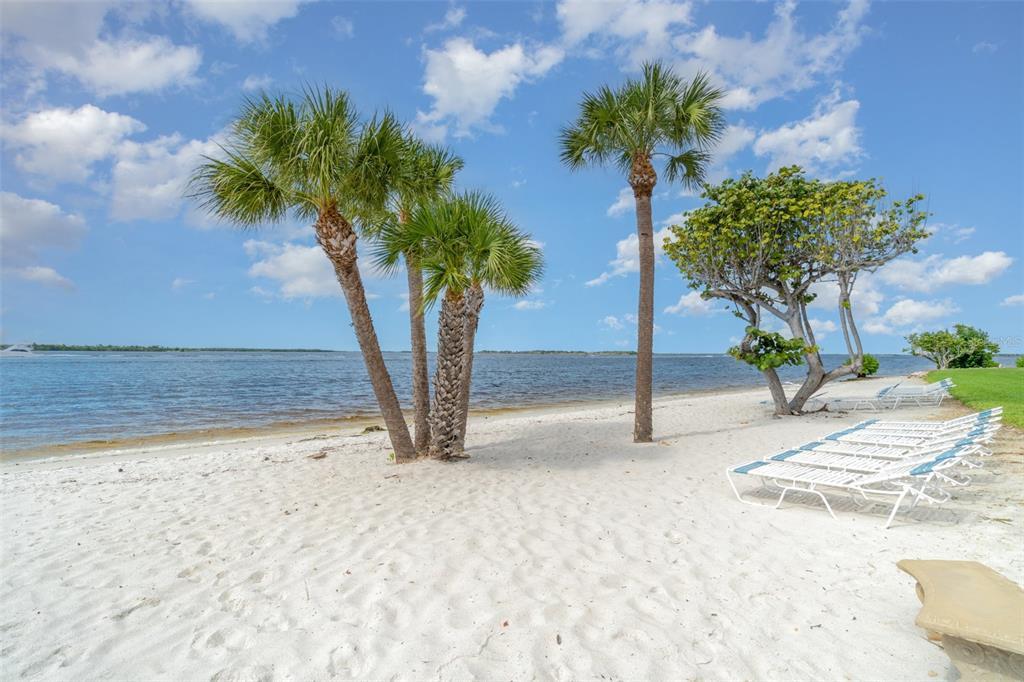 FORT MYERS, Florida, 33908, United States, 2 Bedrooms Bedrooms, ,2 BathroomsBathrooms,Residential,For Sale,2006077