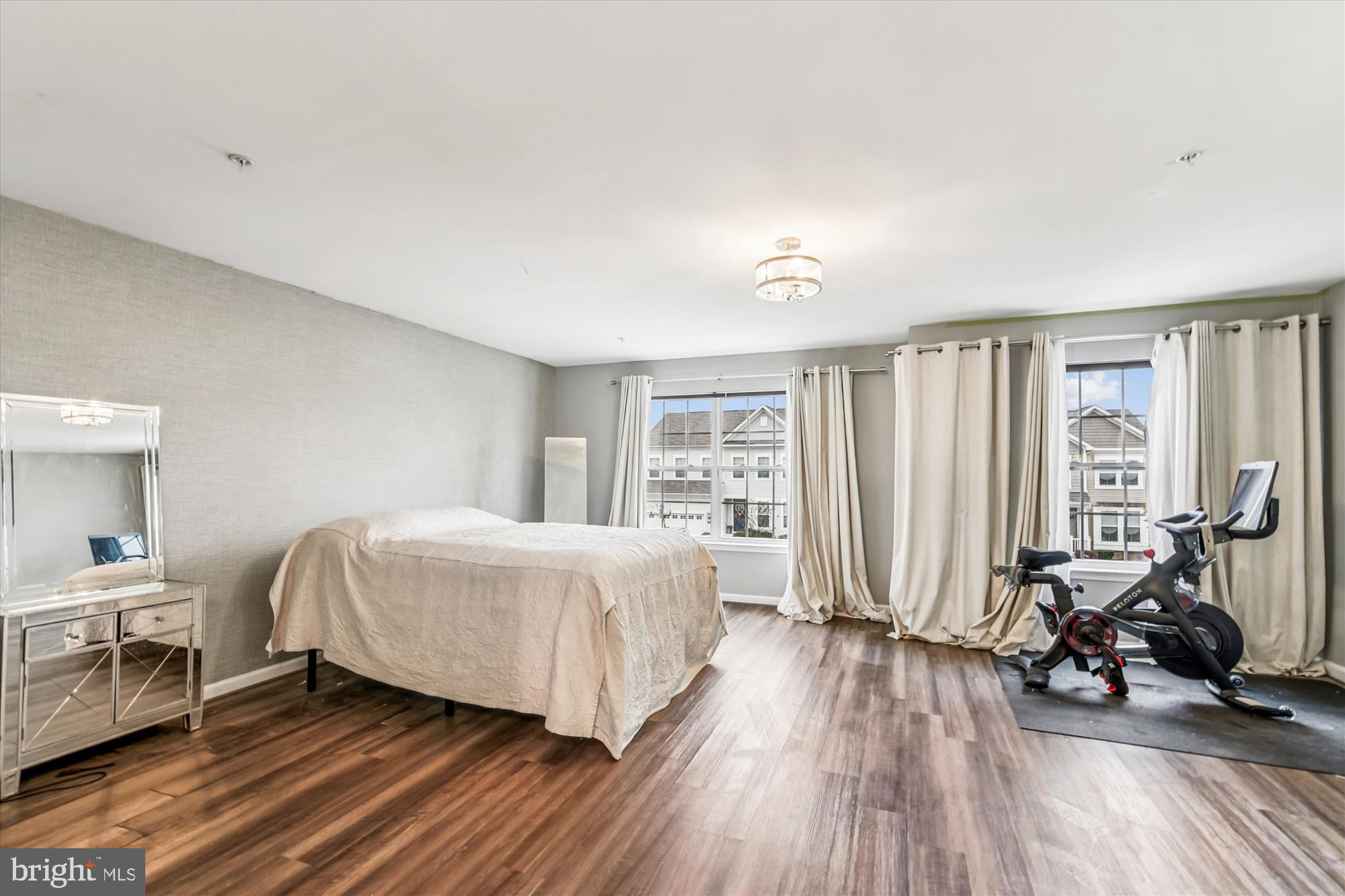 Aberdeen, Maryland, 21001, United States, 6 Bedrooms Bedrooms, ,5 BathroomsBathrooms,Residential,For Sale,1996659