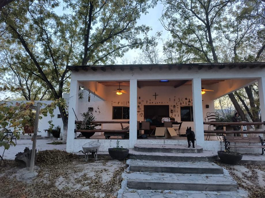 Parras, Coahuila de Zaragoza, 27980, Mexico, 4 Bedrooms Bedrooms, ,6 BathroomsBathrooms,Residential,For Sale,1695976