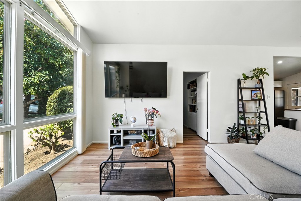 Corona, California, 92882, United States, 3 Bedrooms Bedrooms, ,2 BathroomsBathrooms,Residential,For Sale,1909453