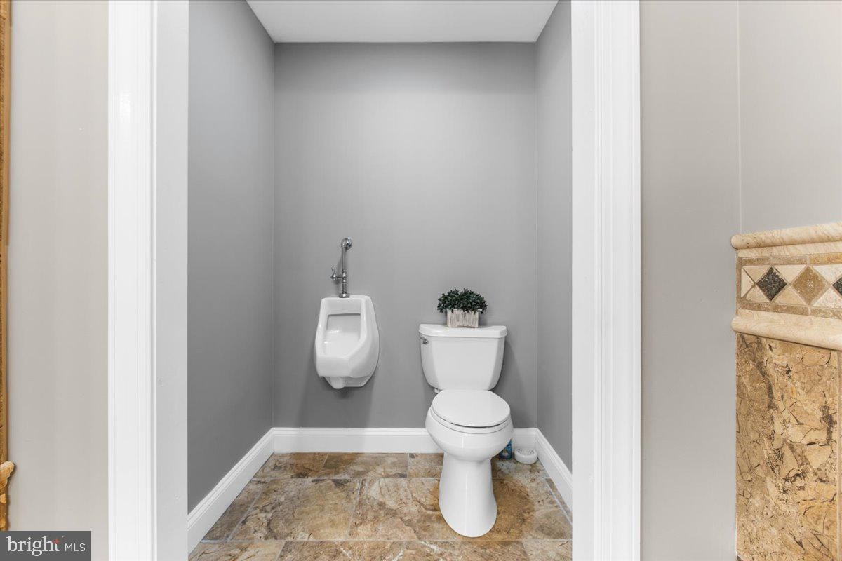 PASADENA, Maryland, 21122, United States, 4 Bedrooms Bedrooms, ,4 BathroomsBathrooms,Residential,For Sale,1979207