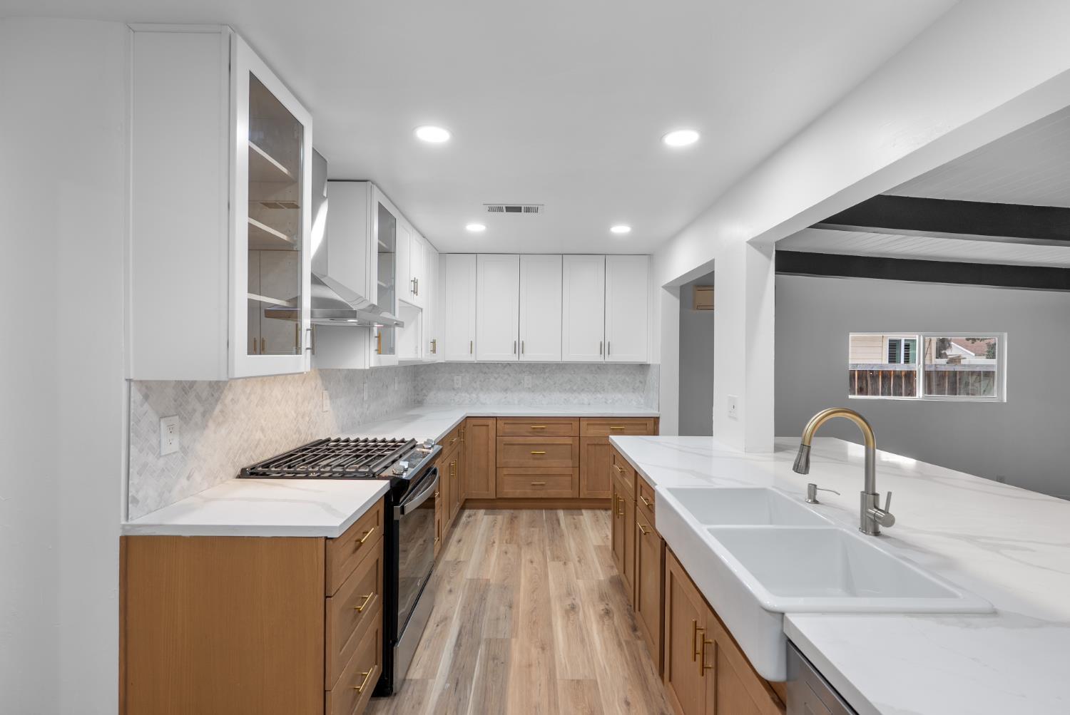 Modesto, California, 95350, United States, 4 Bedrooms Bedrooms, ,2 BathroomsBathrooms,Residential,For Sale,2001557