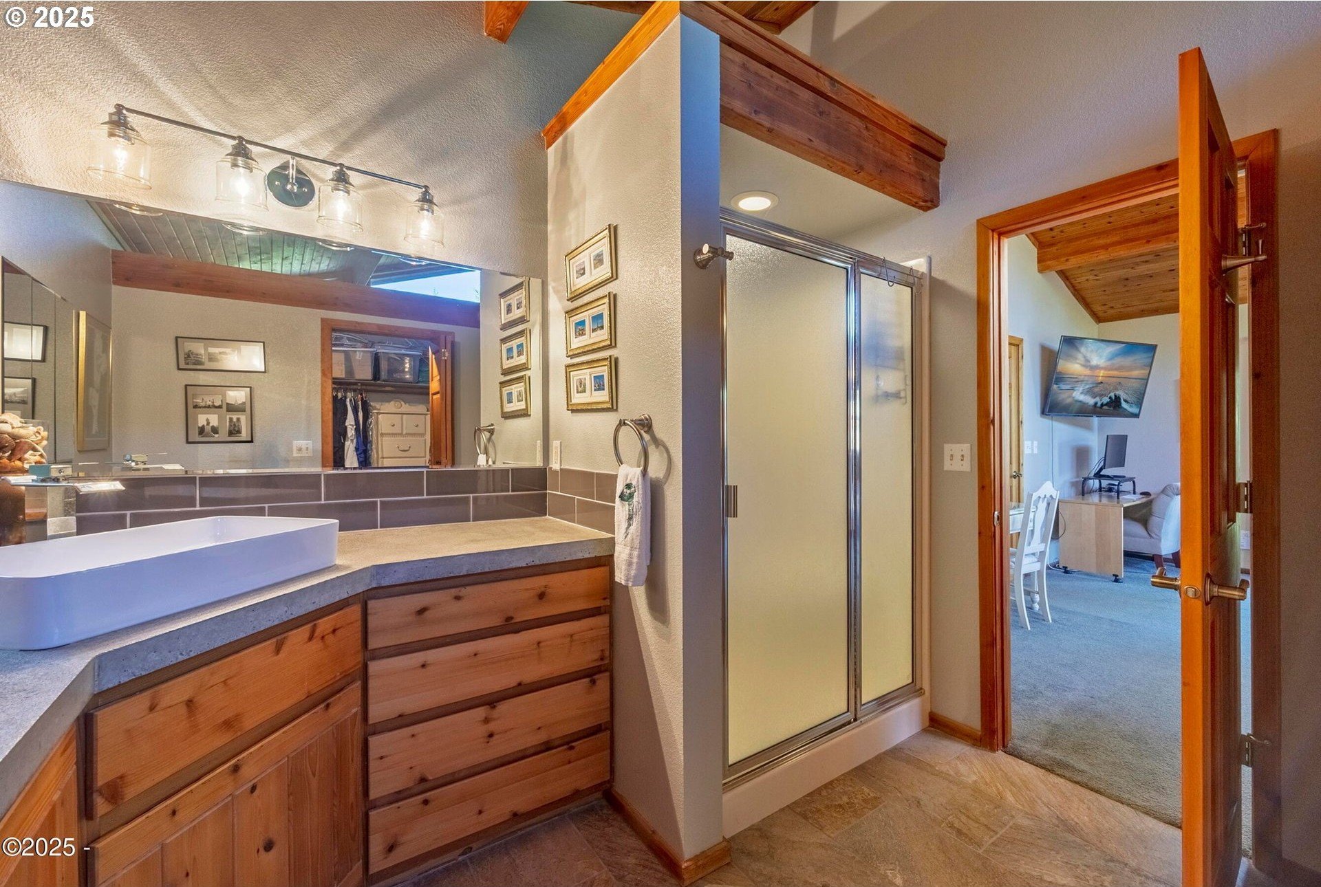 Otis, Oregon, 97368, United States, 4 Bedrooms Bedrooms, ,4 BathroomsBathrooms,Residential,For Sale,1941736