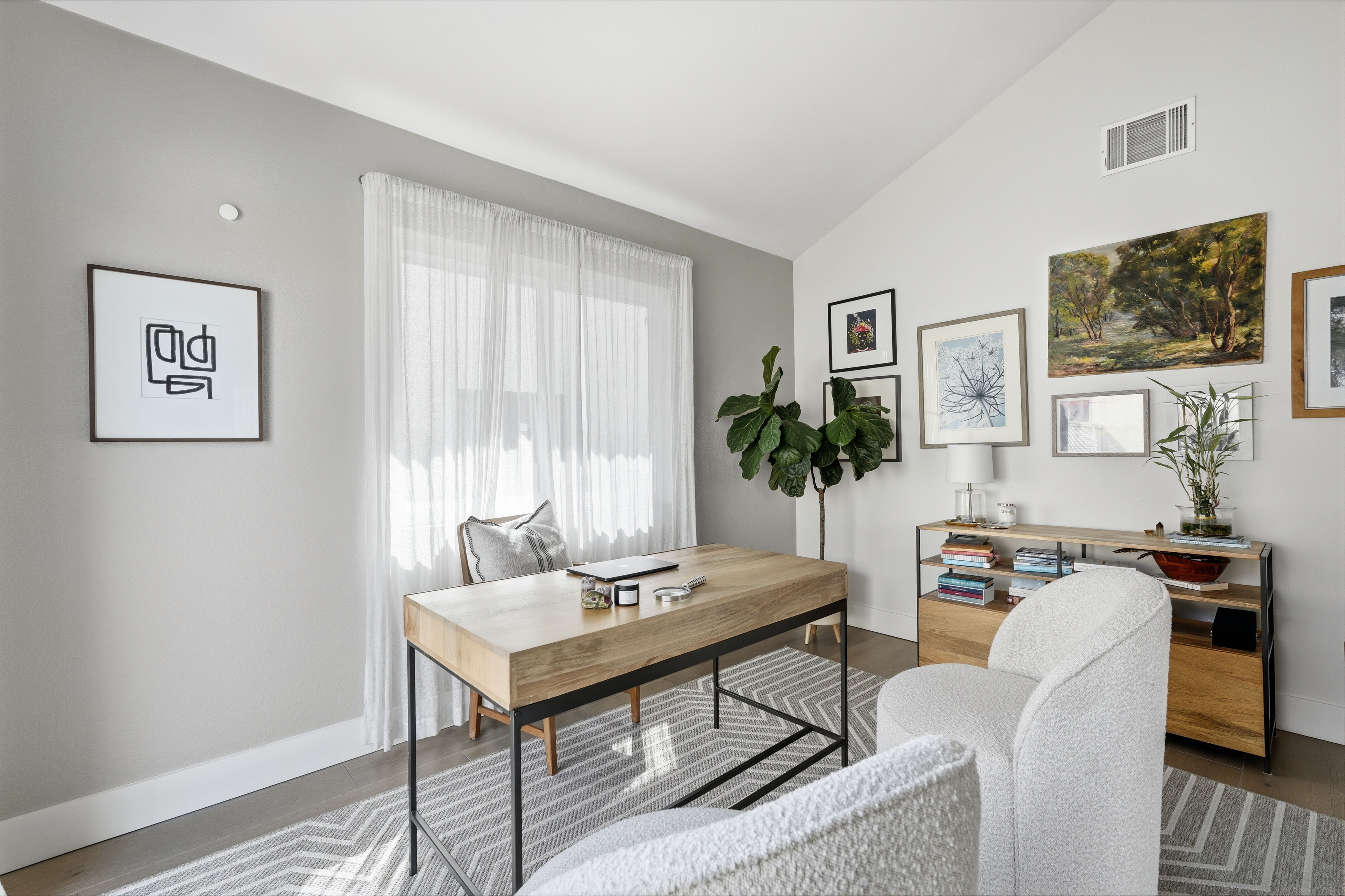  2220 Clark Lane, Redondo Beach, CA 90278 - 物件實景