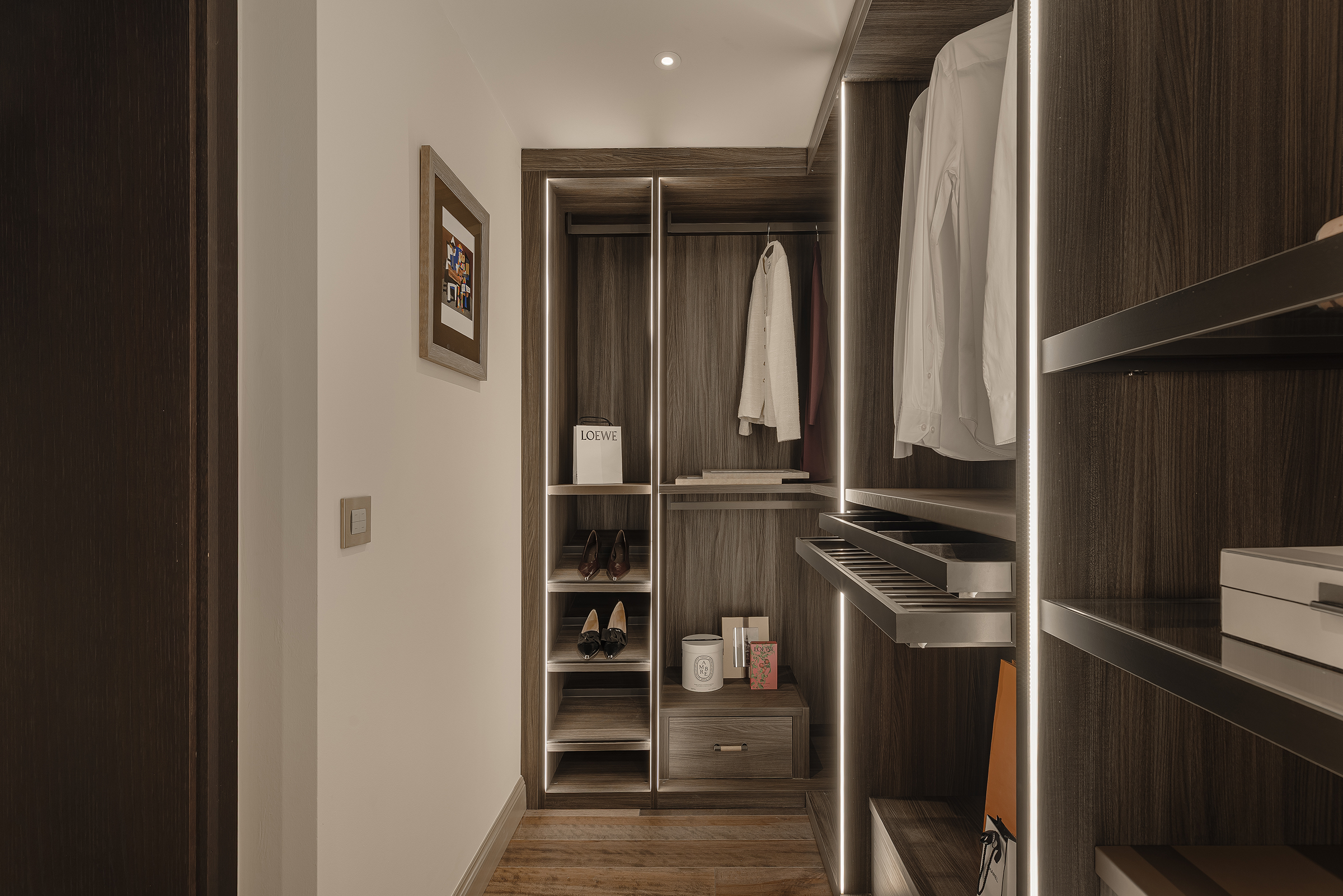  Turnkey Three-Bedroom Apartment in Mayfair - 物件實景