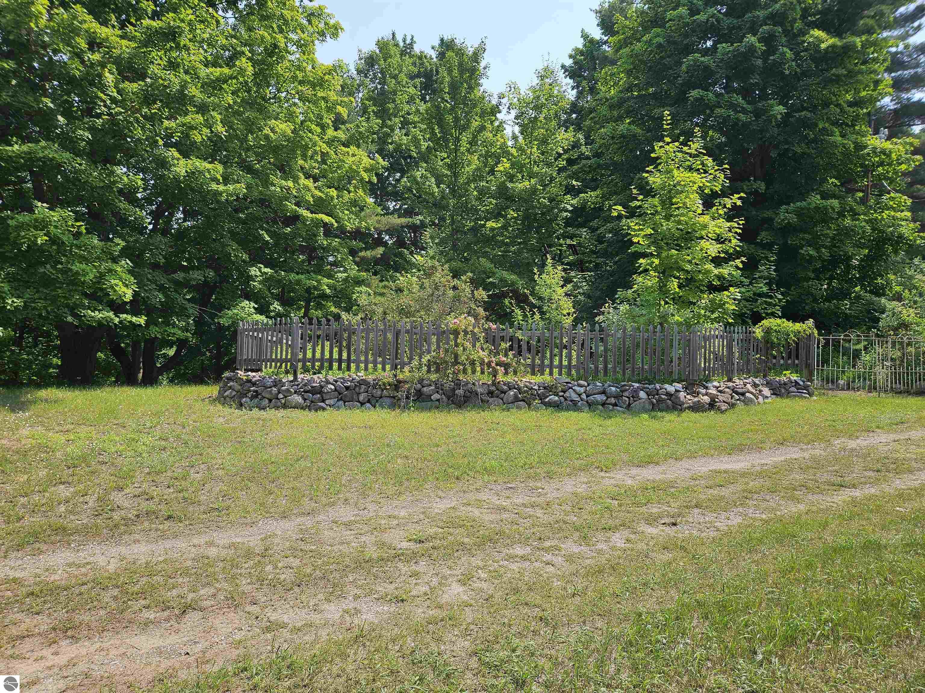 Williamsburg, Michigan, 49690, United States, ,Land,For Sale,1906031