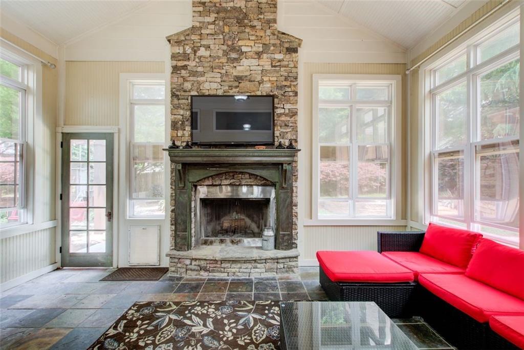 Buford, Georgia, 30518, United States, 4 Bedrooms Bedrooms, ,3 BathroomsBathrooms,Residential,For Sale,1836977