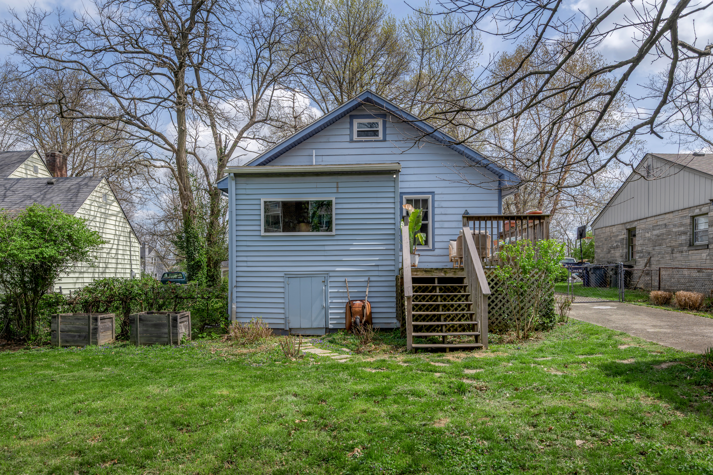  127 Delmont Drive - 物件實景