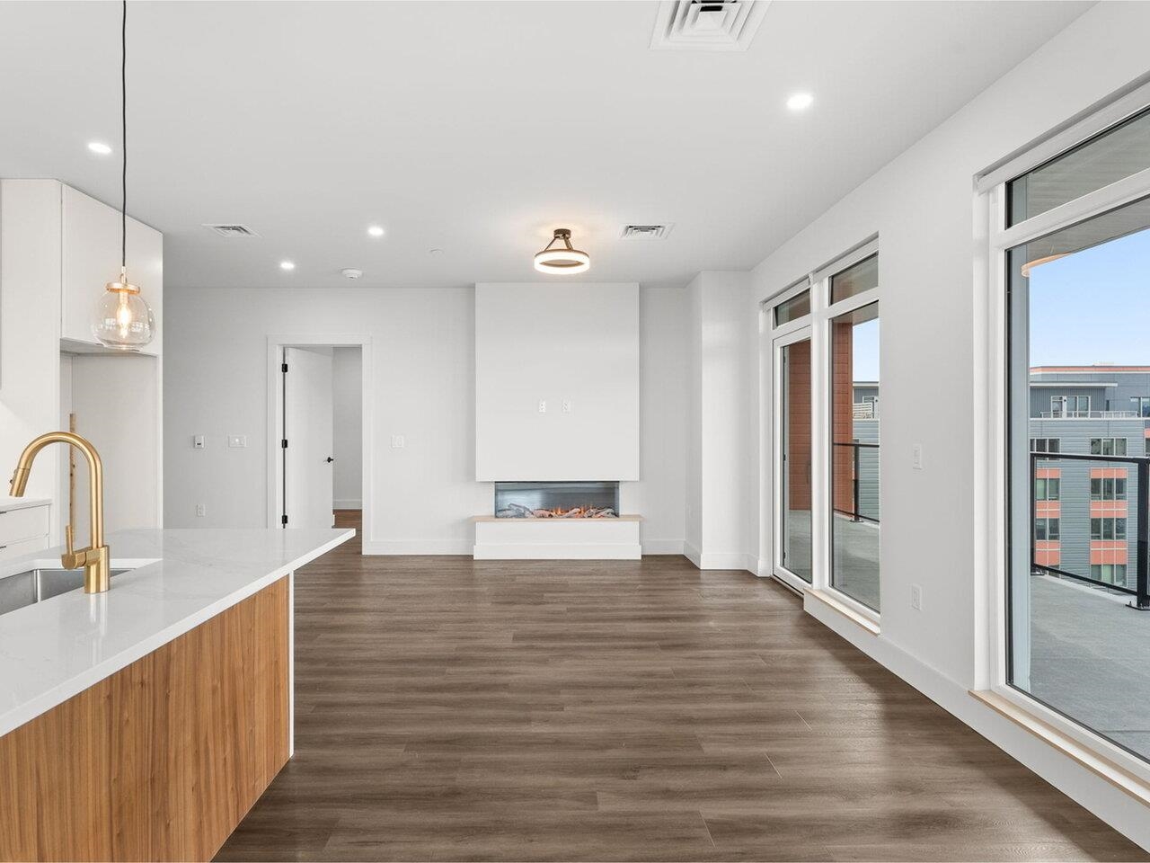 Burlington, Vermont, 05401, United States, 2 Bedrooms Bedrooms, ,1 BathroomBathrooms,Residential,For Sale,1777939