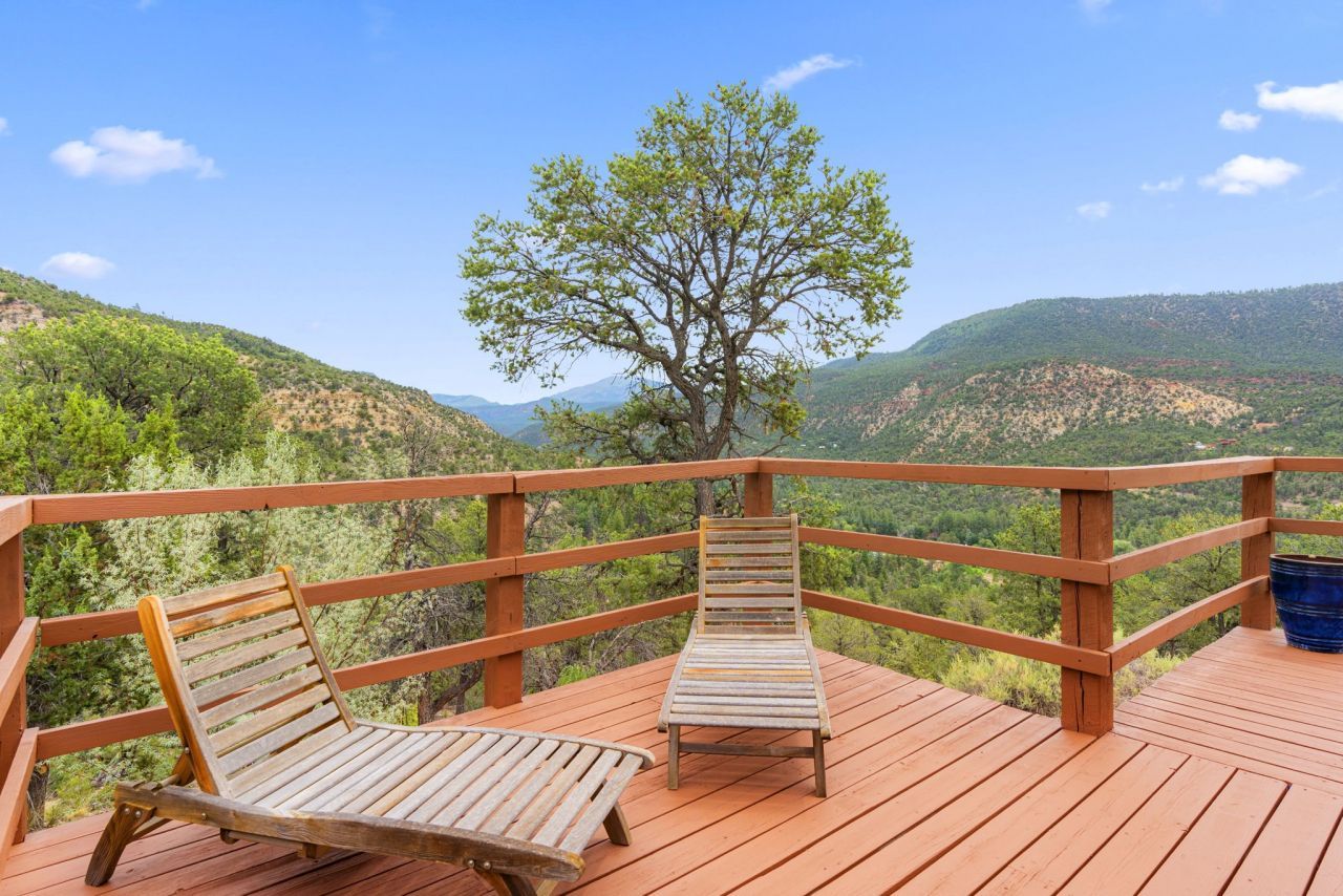 Jemez Springs, New Mexico, 87025, United States, 3 Bedrooms Bedrooms, ,3 BathroomsBathrooms,Residential,For Sale,1912004