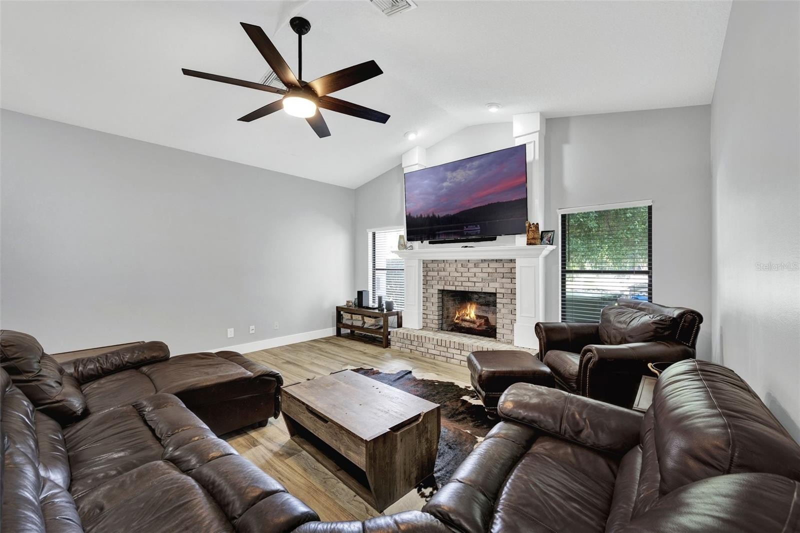 WINTER HAVEN, Florida, 33881, United States, 4 Bedrooms Bedrooms, ,2 BathroomsBathrooms,Residential,For Sale,1976017