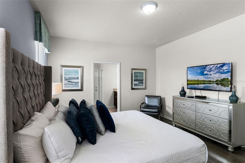 Davenport, Florida, 33897, United States, 10 Bedrooms Bedrooms, ,8 BathroomsBathrooms,Residential,For Sale,1897679