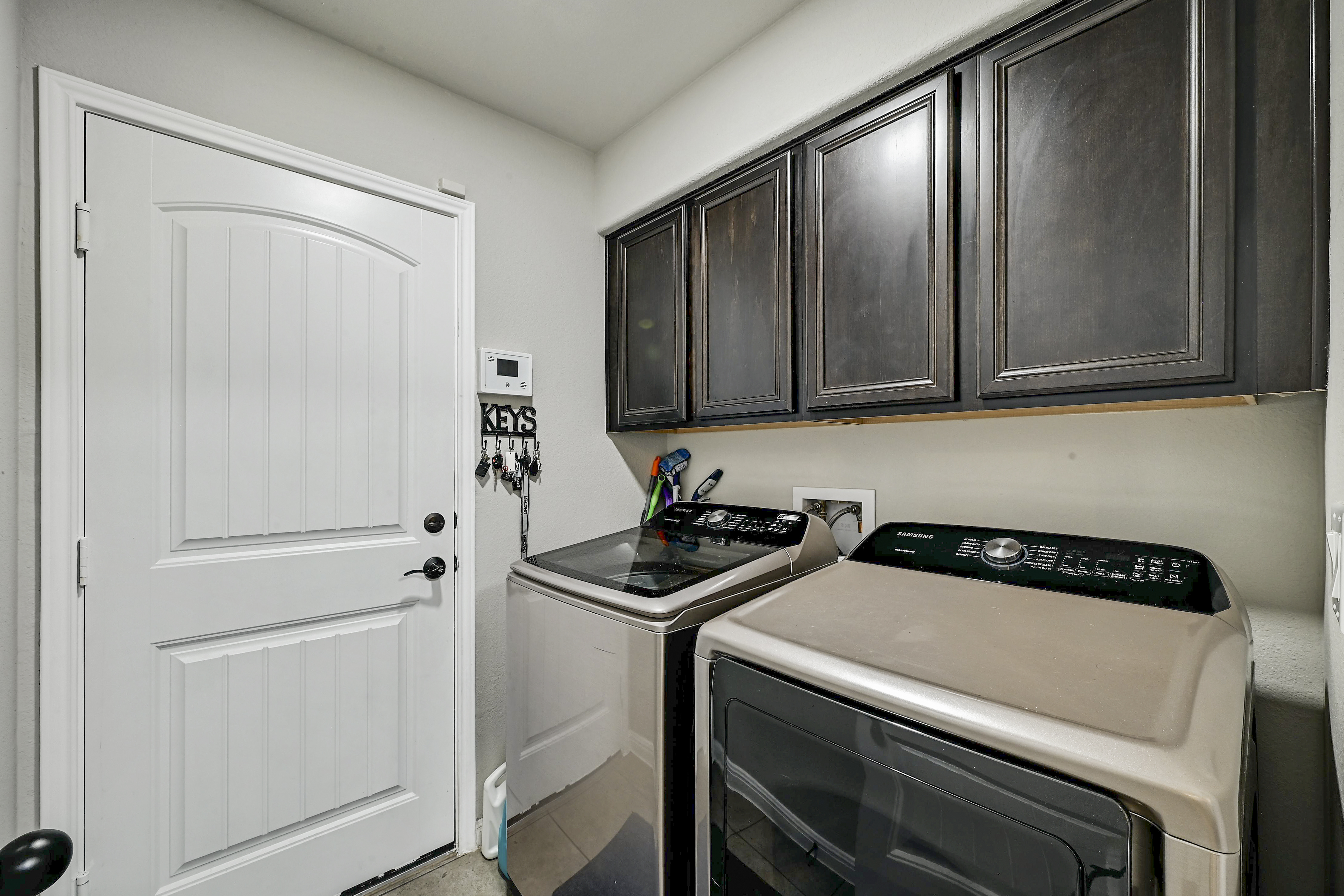  Rare 3-Car Garage + Corner Lot in Highland Park - 物件實景
