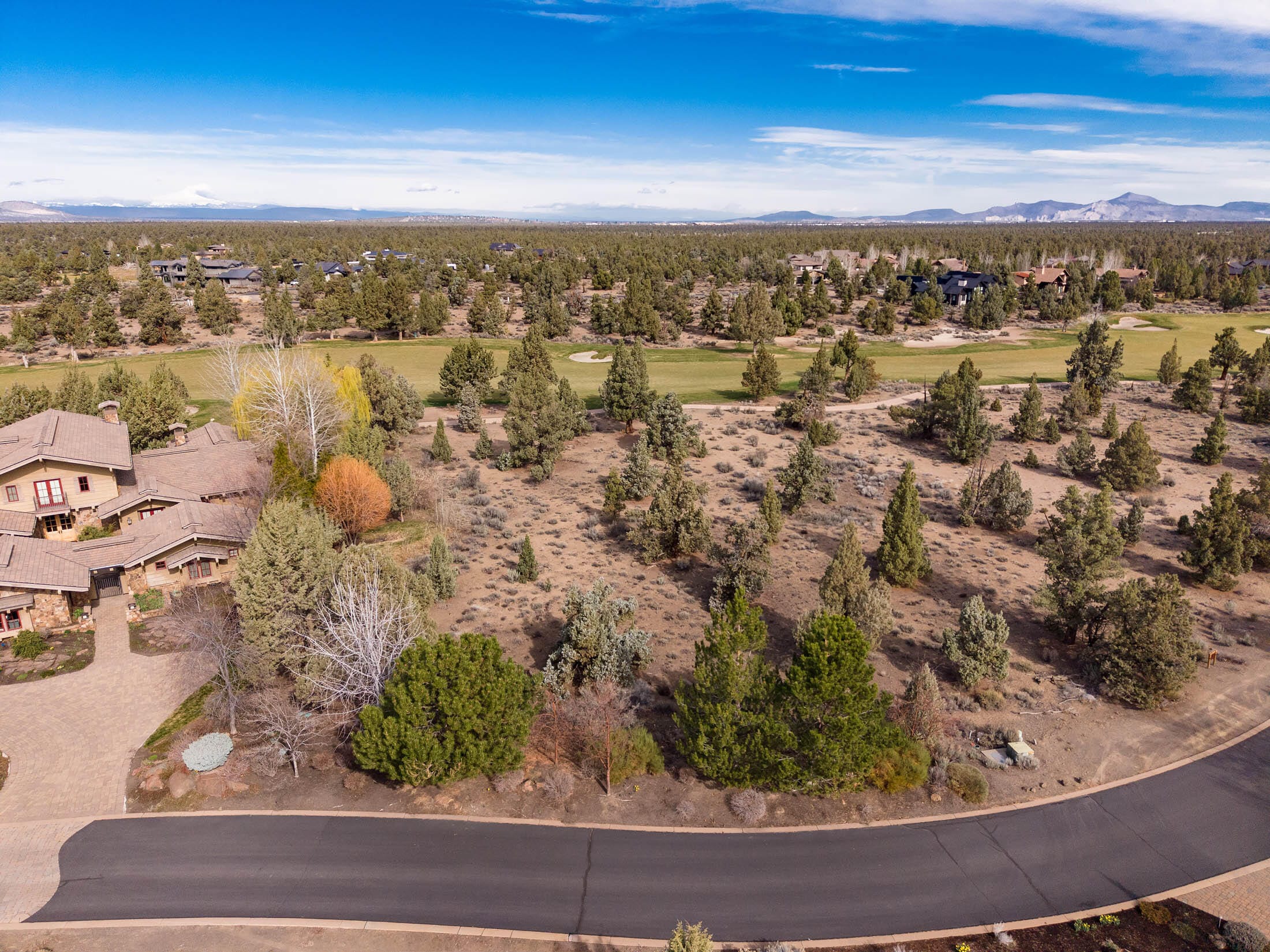  65833 Bearing Drive #Lot 130 Bend, OR 97701 - 物件實景