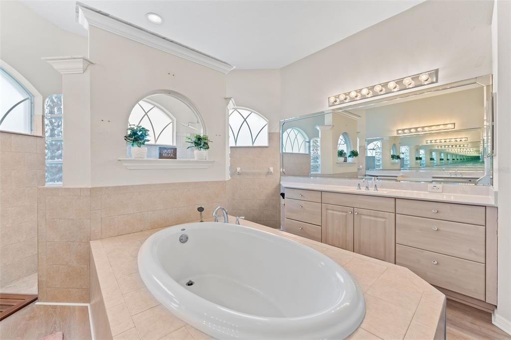 Spring Hill, Florida, 34609, United States, 4 Bedrooms Bedrooms, ,3 BathroomsBathrooms,Residential,For Sale,1910764