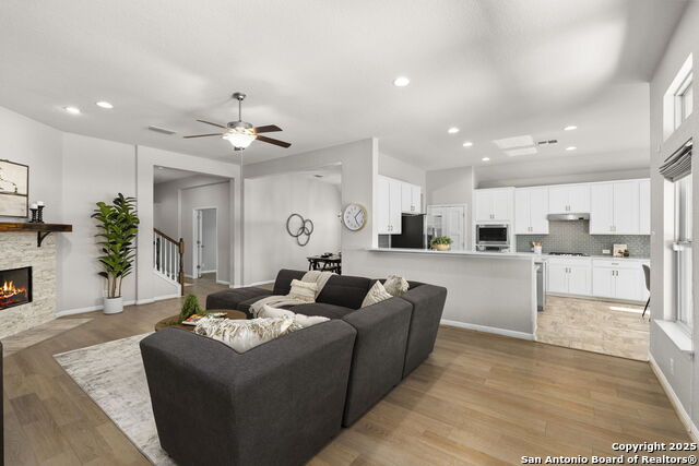 Schertz, Texas, 78154, United States, 4 Bedrooms Bedrooms, ,4 BathroomsBathrooms,Residential,For Sale,1989304