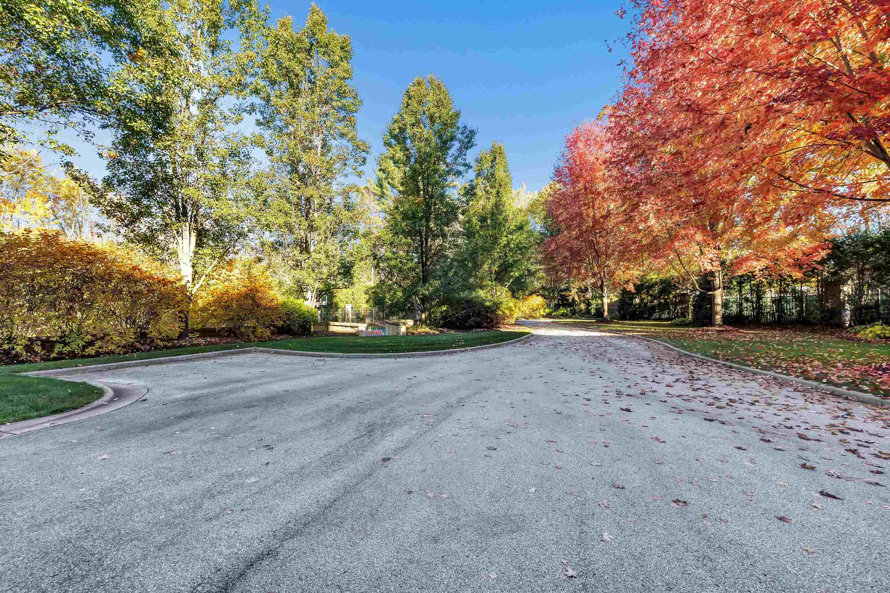 HOBART, Wisconsin, 54155, United States, 4 Bedrooms Bedrooms, ,7 BathroomsBathrooms,Residential,For Sale,1991559