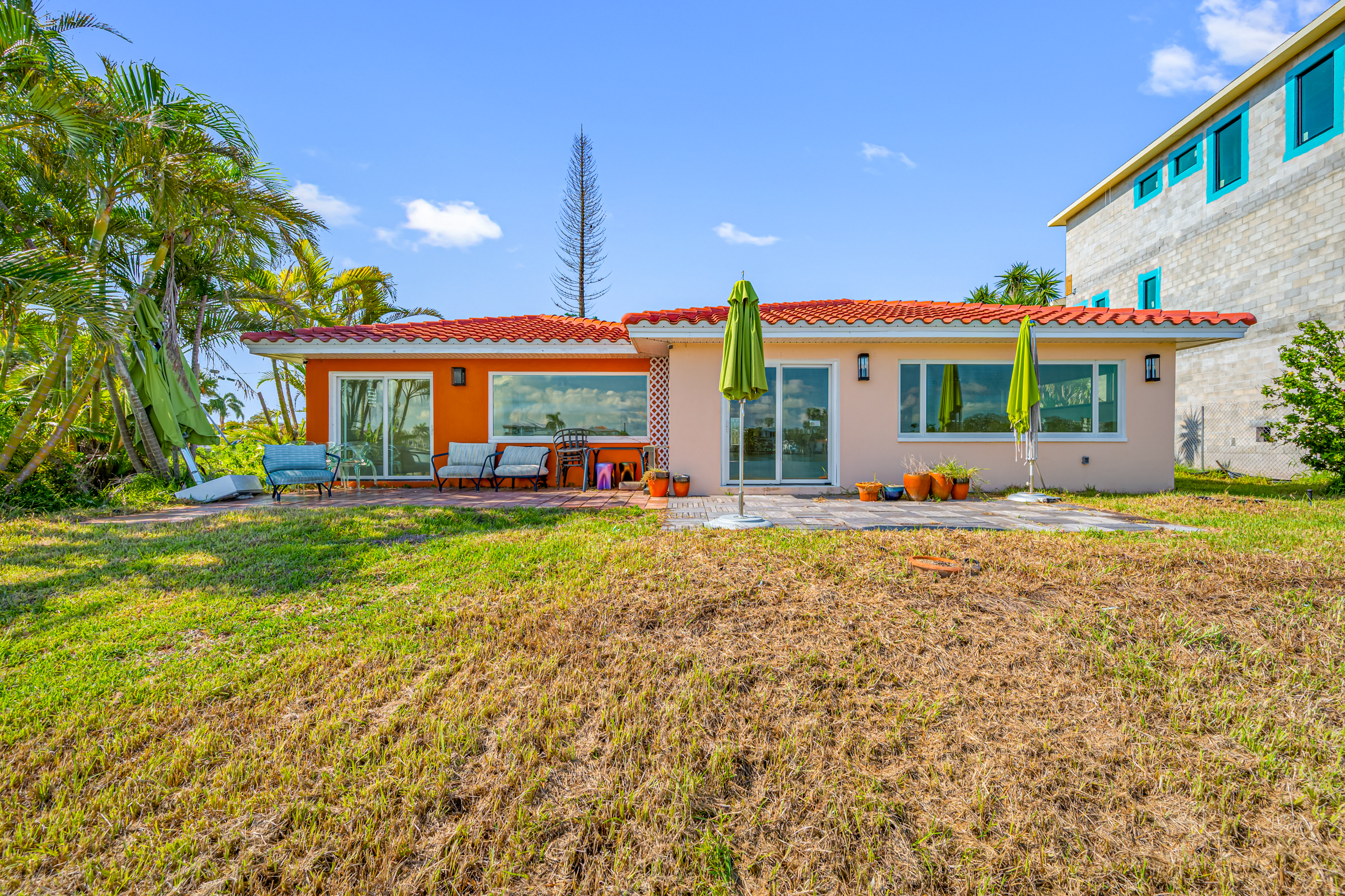 Treasure Island, Florida, 33706, United States, 3 Bedrooms Bedrooms, ,2 BathroomsBathrooms,Residential,For Sale,1904324