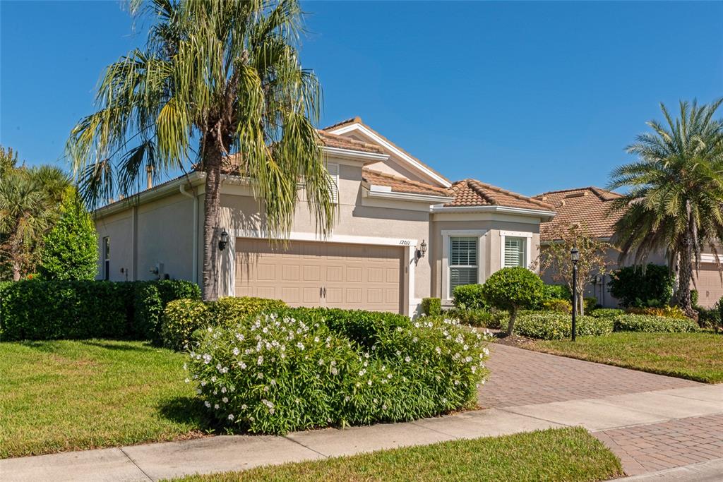 Bradenton, Florida, 34211, United States, 3 Bedrooms Bedrooms, ,2 BathroomsBathrooms,Residential,For Sale,1971583