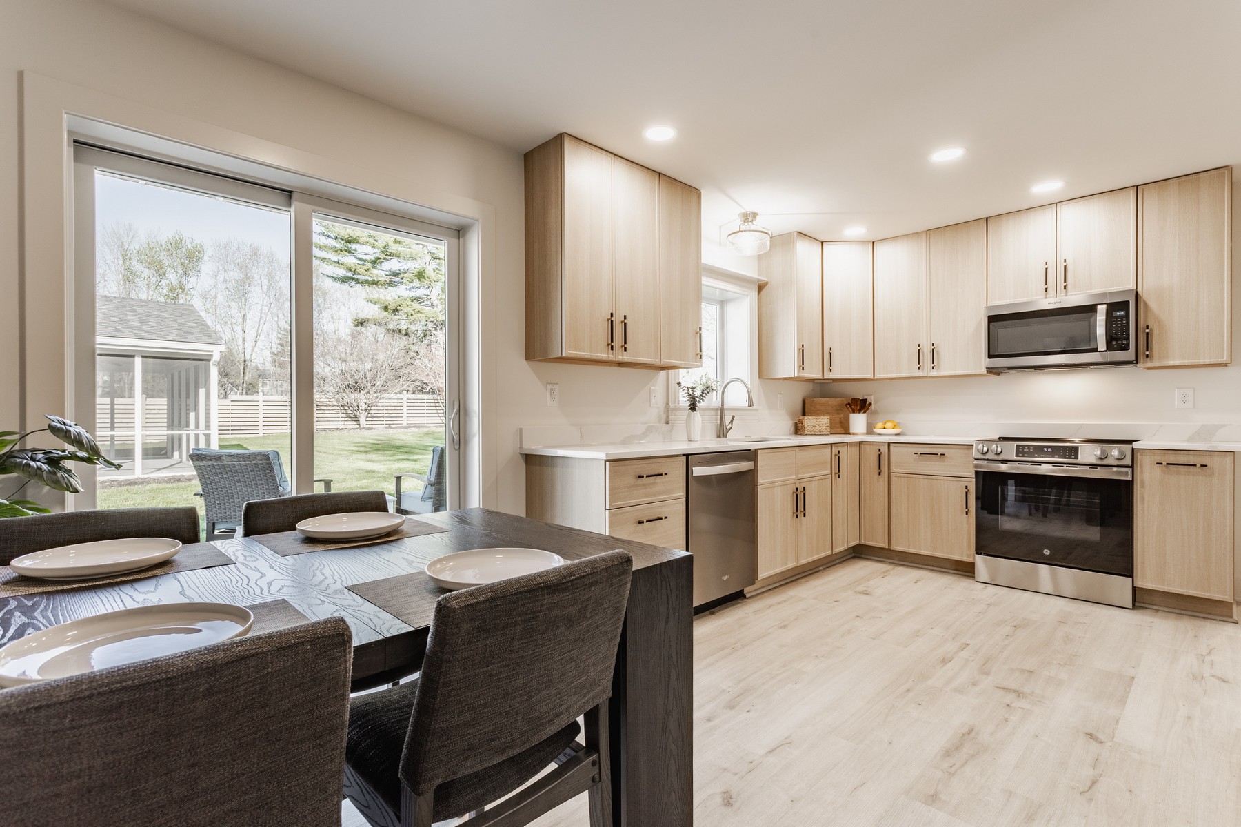  Completely Renovated and Updated Zionsville Ranch - 物件實景