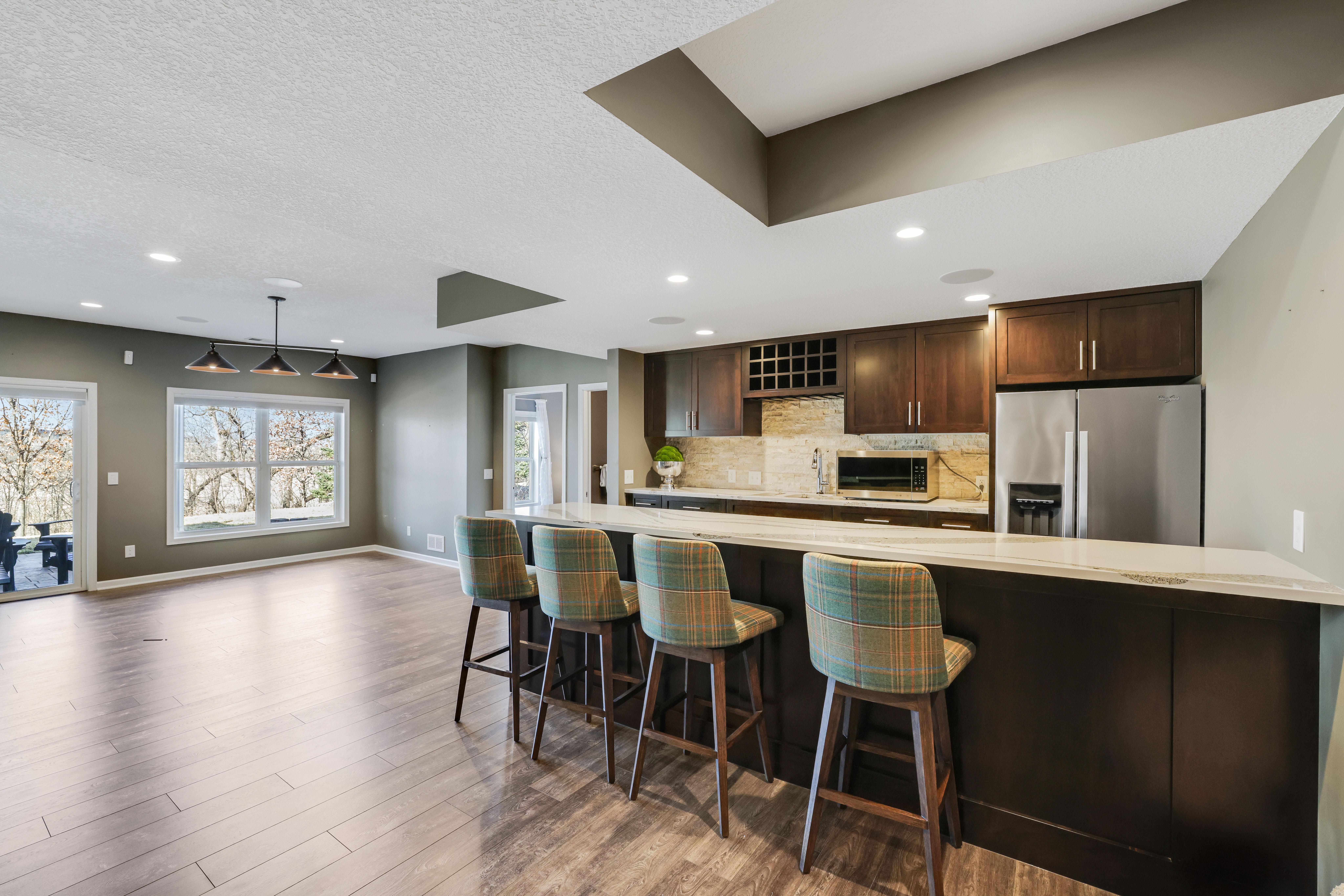  Refined Plymouth Retreat Backing to Nature - 物件實景