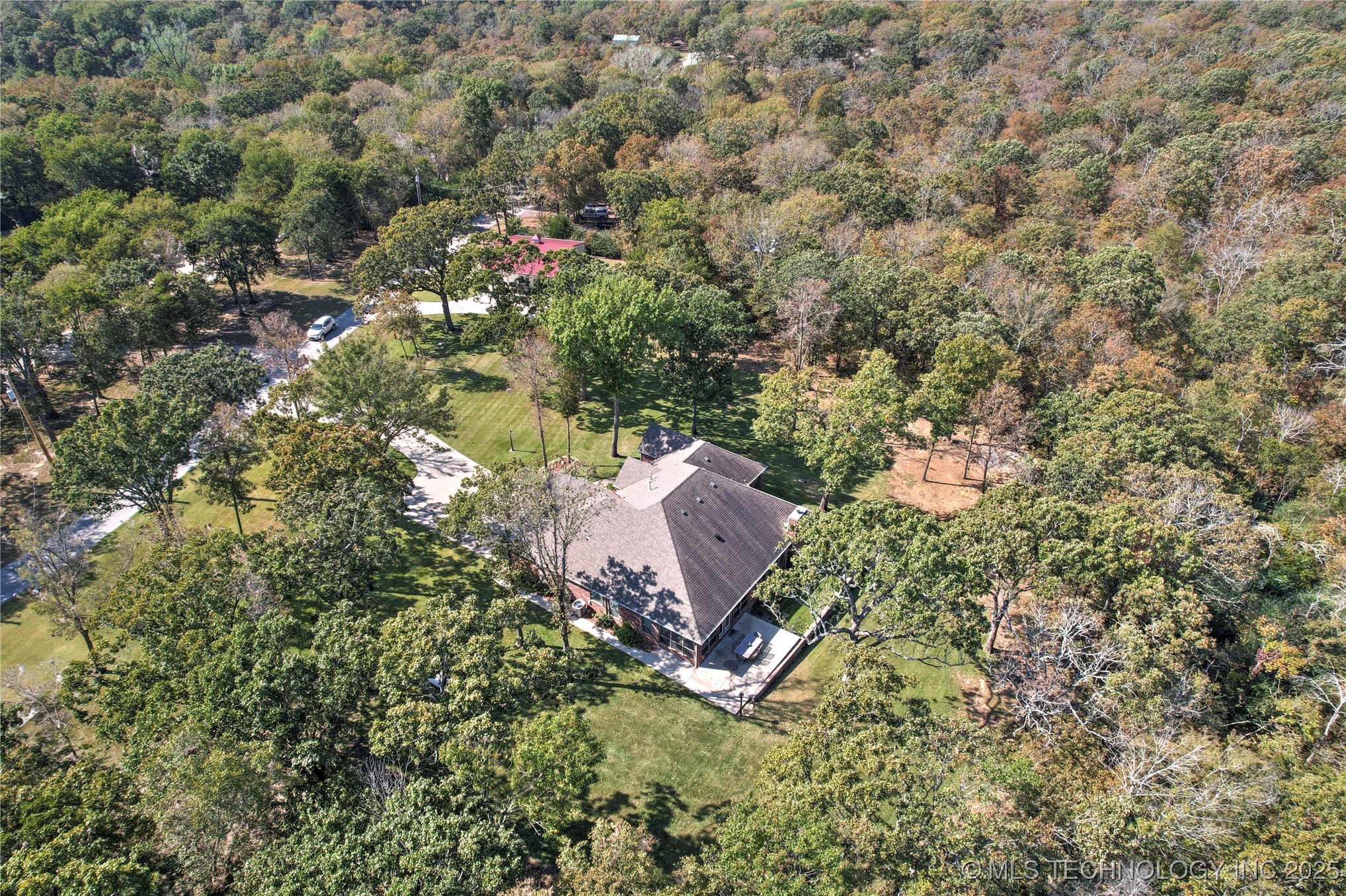 Catoosa, Oklahoma, 74015, United States, 3 Bedrooms Bedrooms, ,3 BathroomsBathrooms,Residential,For Sale,1987944