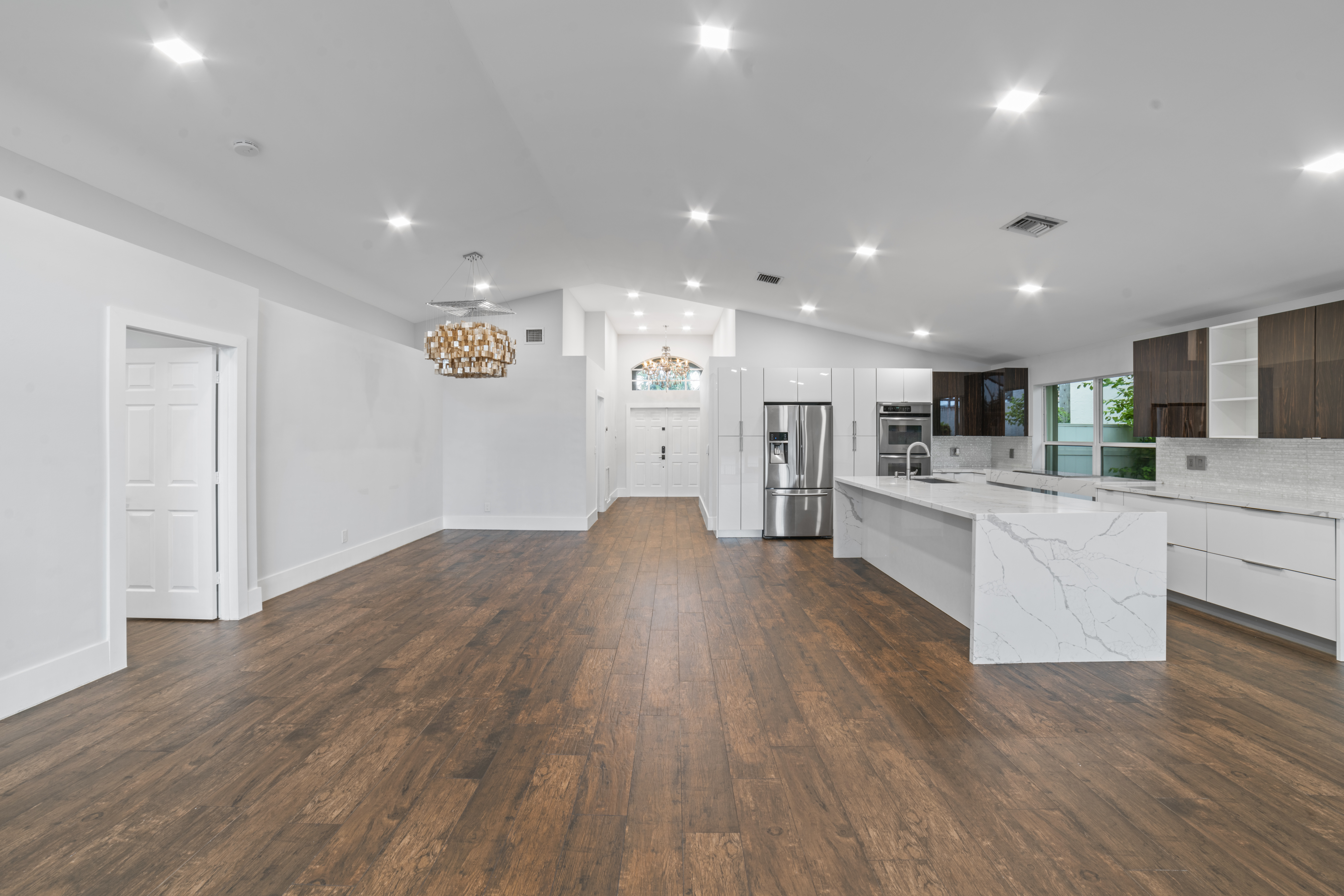  18096 SW 29th St, Miramar, FL, 33029 - 物件實景