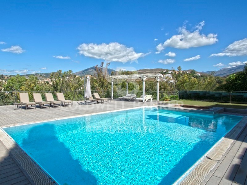 Marbella, Andalusia, ES, 5 Bedrooms Bedrooms, ,4 BathroomsBathrooms,Residential,For Sale,1848501