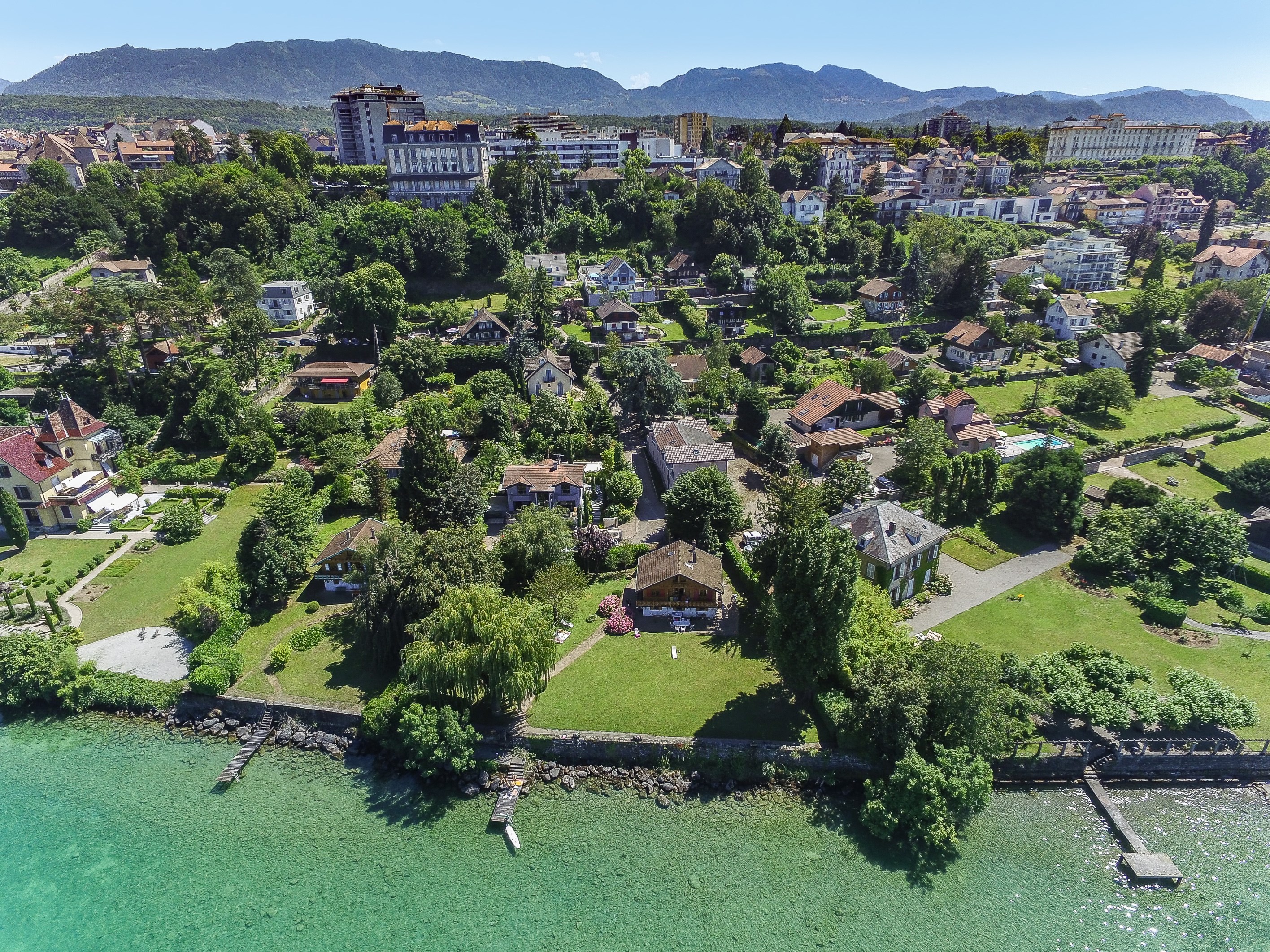  WATERFRONT CONTEMPORARY VILLA - 物件實景