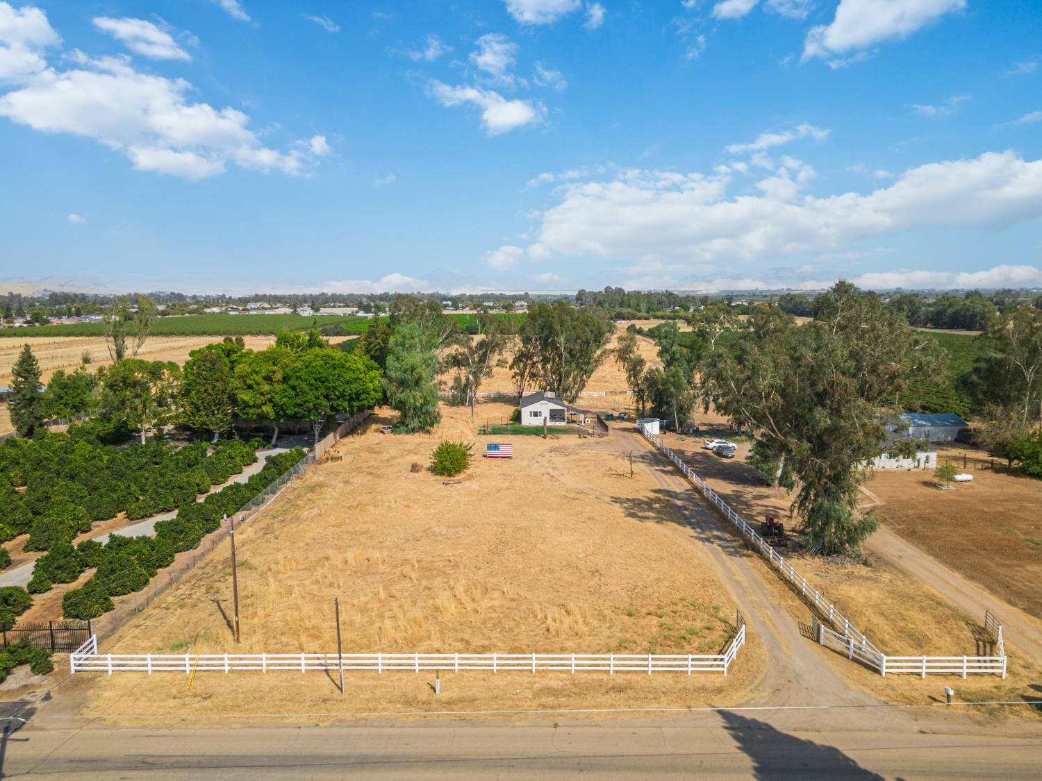 Sanger, California, 93657, United States, 3 Bedrooms Bedrooms, ,1 BathroomBathrooms,Residential,For Sale,1935661