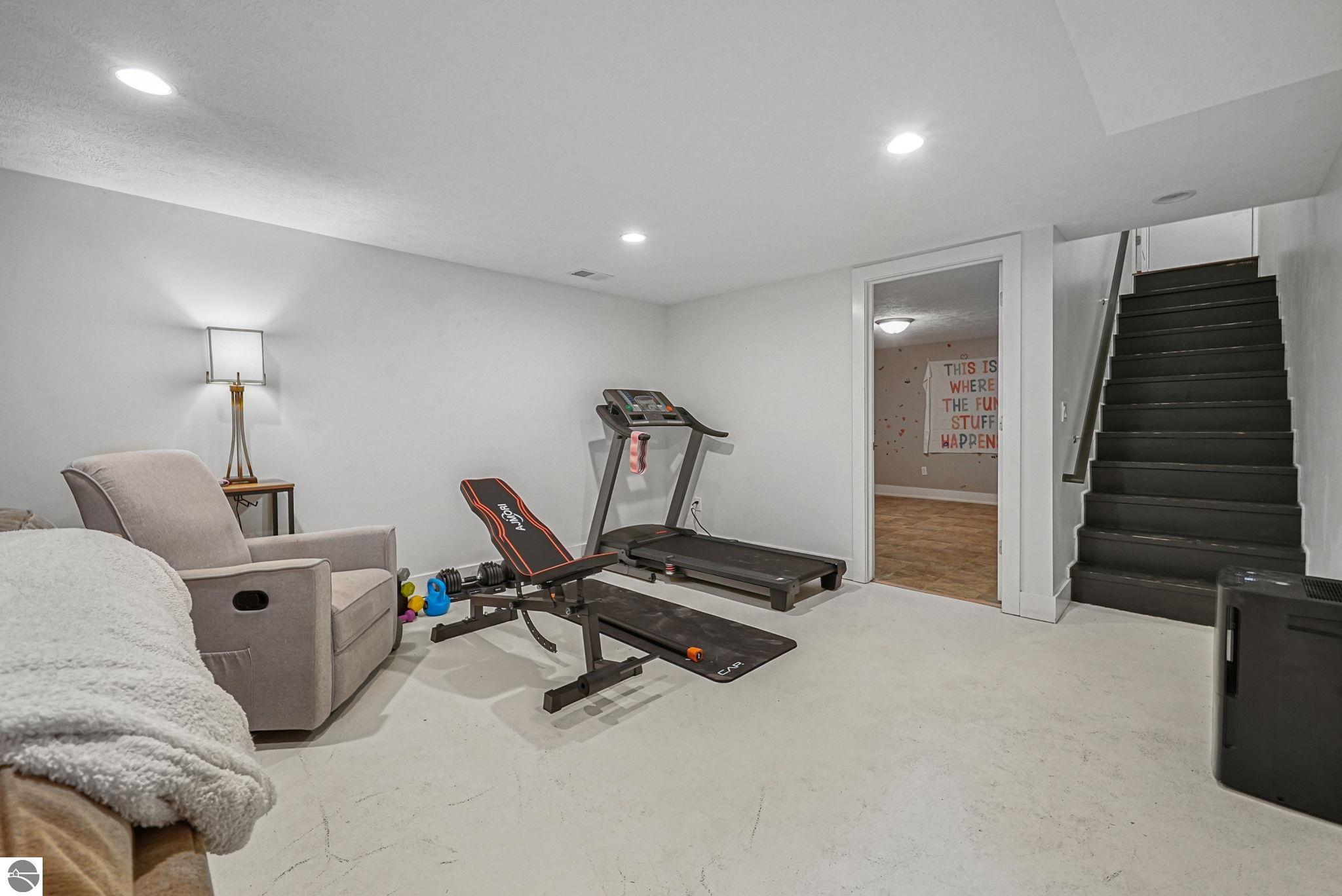 Traverse City, Michigan, 49686, United States, 4 Bedrooms Bedrooms, ,2 BathroomsBathrooms,Residential,For Sale,1980692