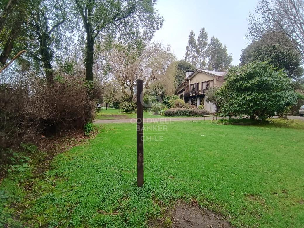 Puerto Varas, Chile, 8 Bedrooms Bedrooms, ,4 BathroomsBathrooms,Residential,For Sale,1999083