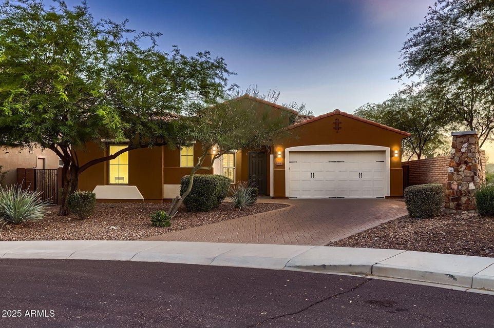 Peoria, Arizona, 85383, United States, 3 Bedrooms Bedrooms, ,3 BathroomsBathrooms,Residential,For Sale,1920342