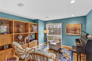 Peters Twp, Pennsylvania, 15317, United States, 4 Bedrooms Bedrooms, ,4 BathroomsBathrooms,Residential,For Sale,2003125