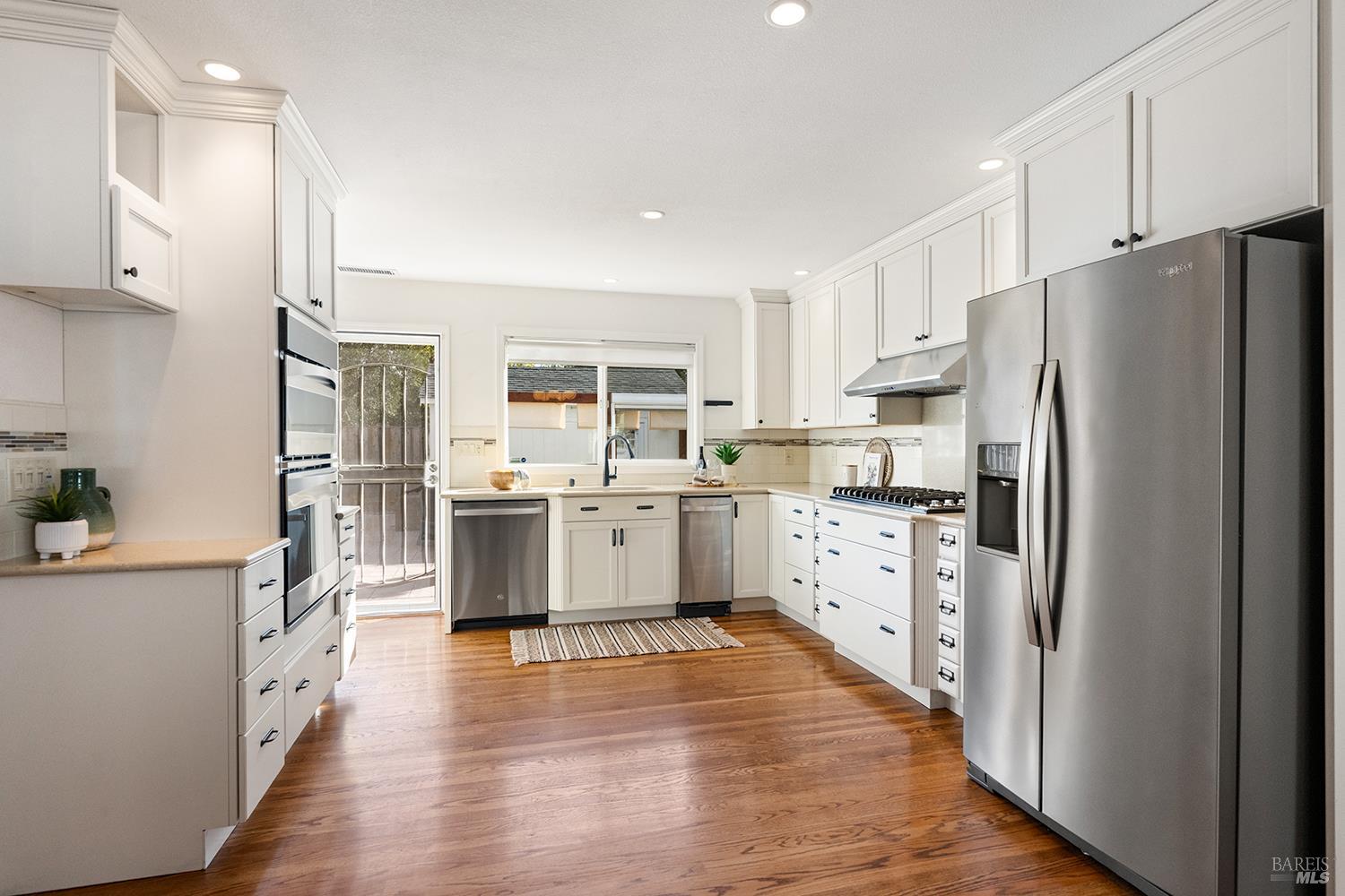 Santa Rosa, California, 95405, United States, 2 Bedrooms Bedrooms, ,2 BathroomsBathrooms,Residential,For Sale,1989467